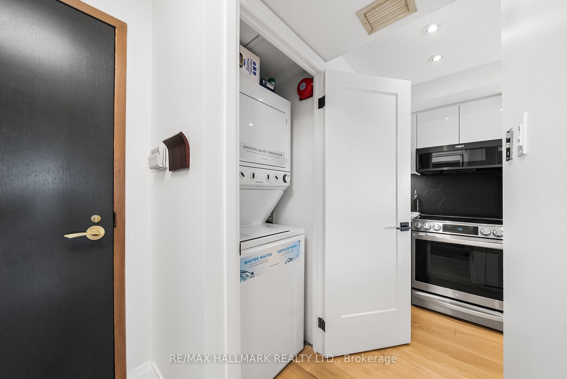 Photo 11 of Unit 506, 7 Broadway Avenue, Toronto, Mount Pleasant West — HOMEH