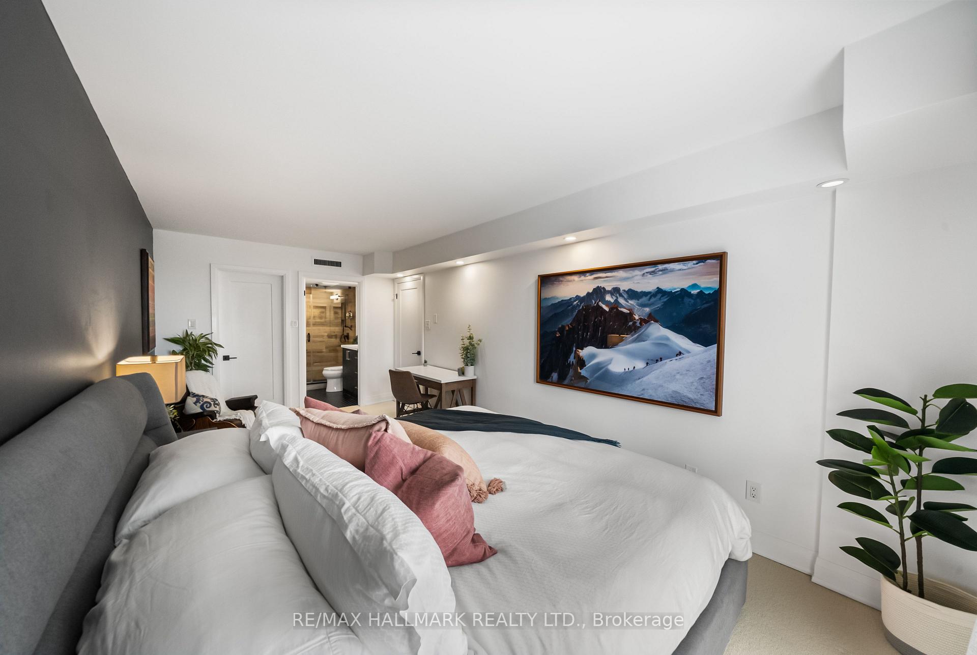 Photo 14 of Unit 506, 7 Broadway Avenue, Toronto, Mount Pleasant West — HOMEH
