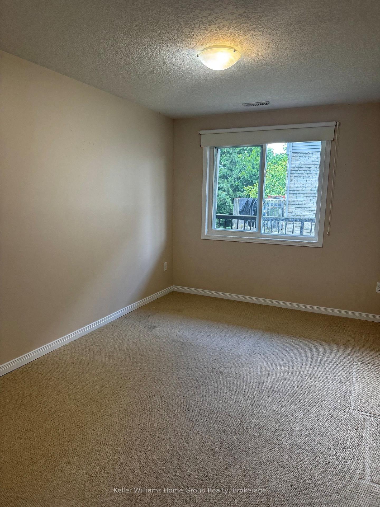 Photo 15 of Unit 26, 35 Mountford Drive, Guelph, Grange Road — HOMEH