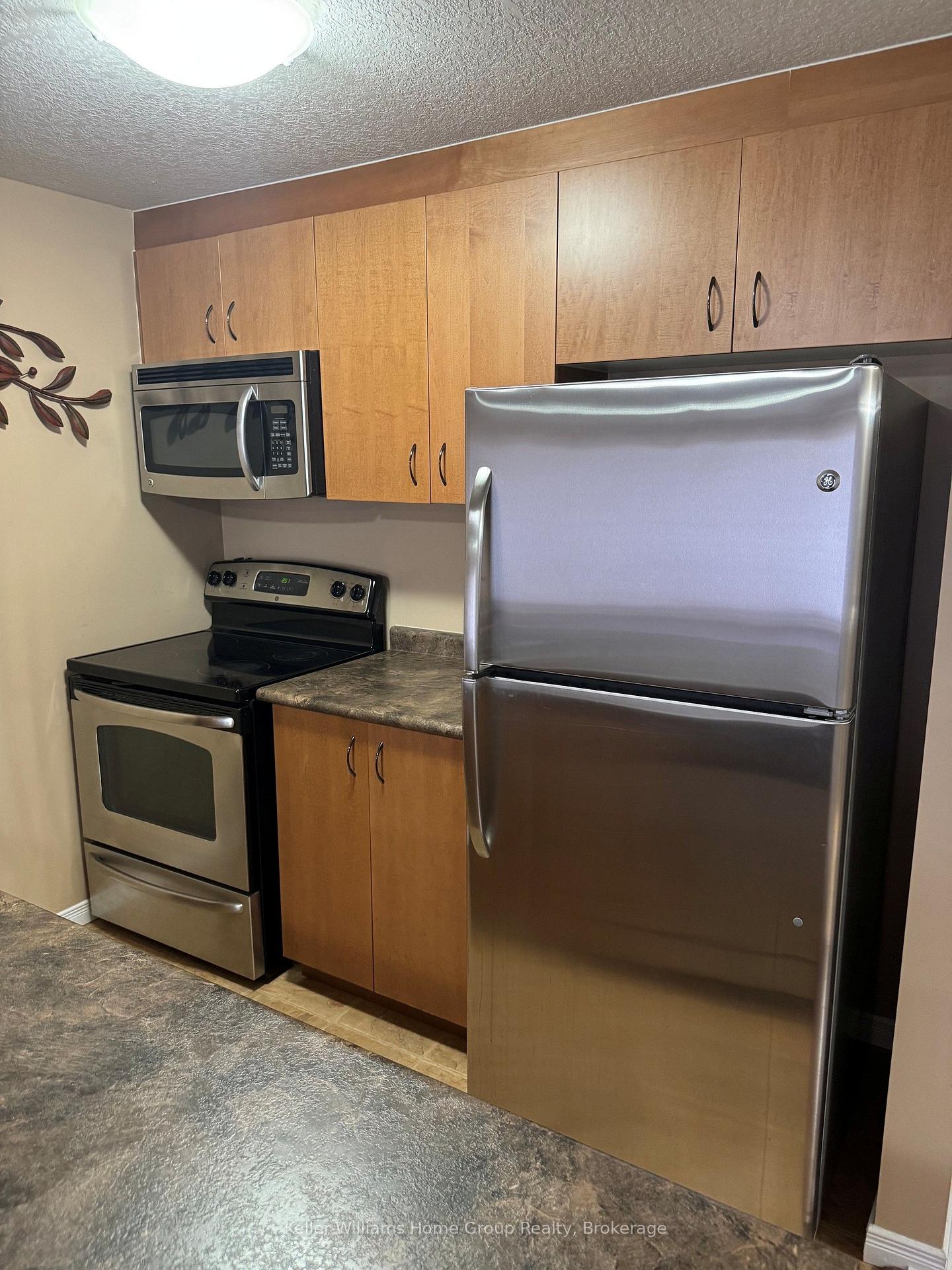 Photo 9 of Unit 26, 35 Mountford Drive, Guelph, Grange Road — HOMEH