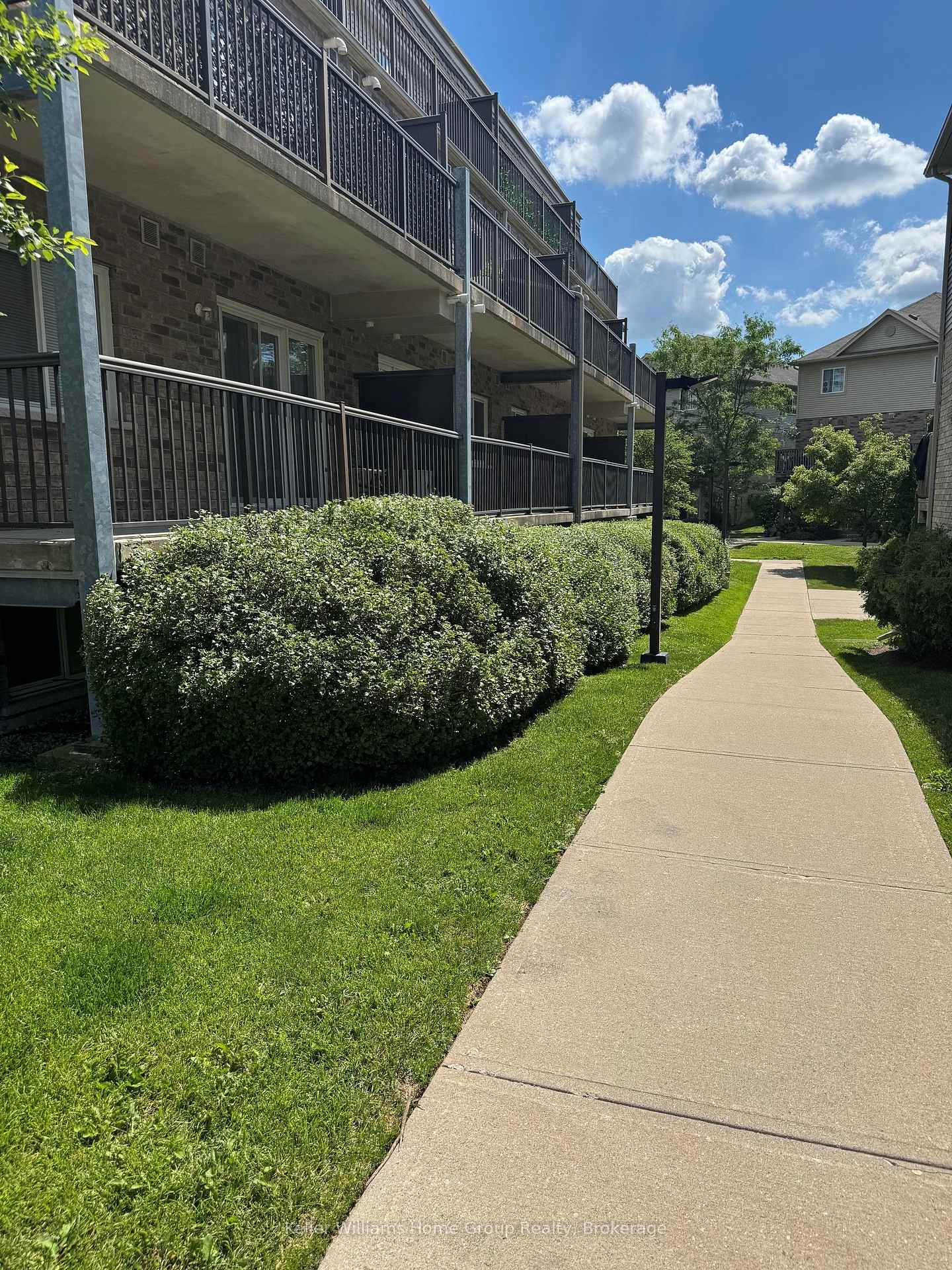 Photo 18 of Unit 26, 35 Mountford Drive, Guelph, Grange Road — HOMEH