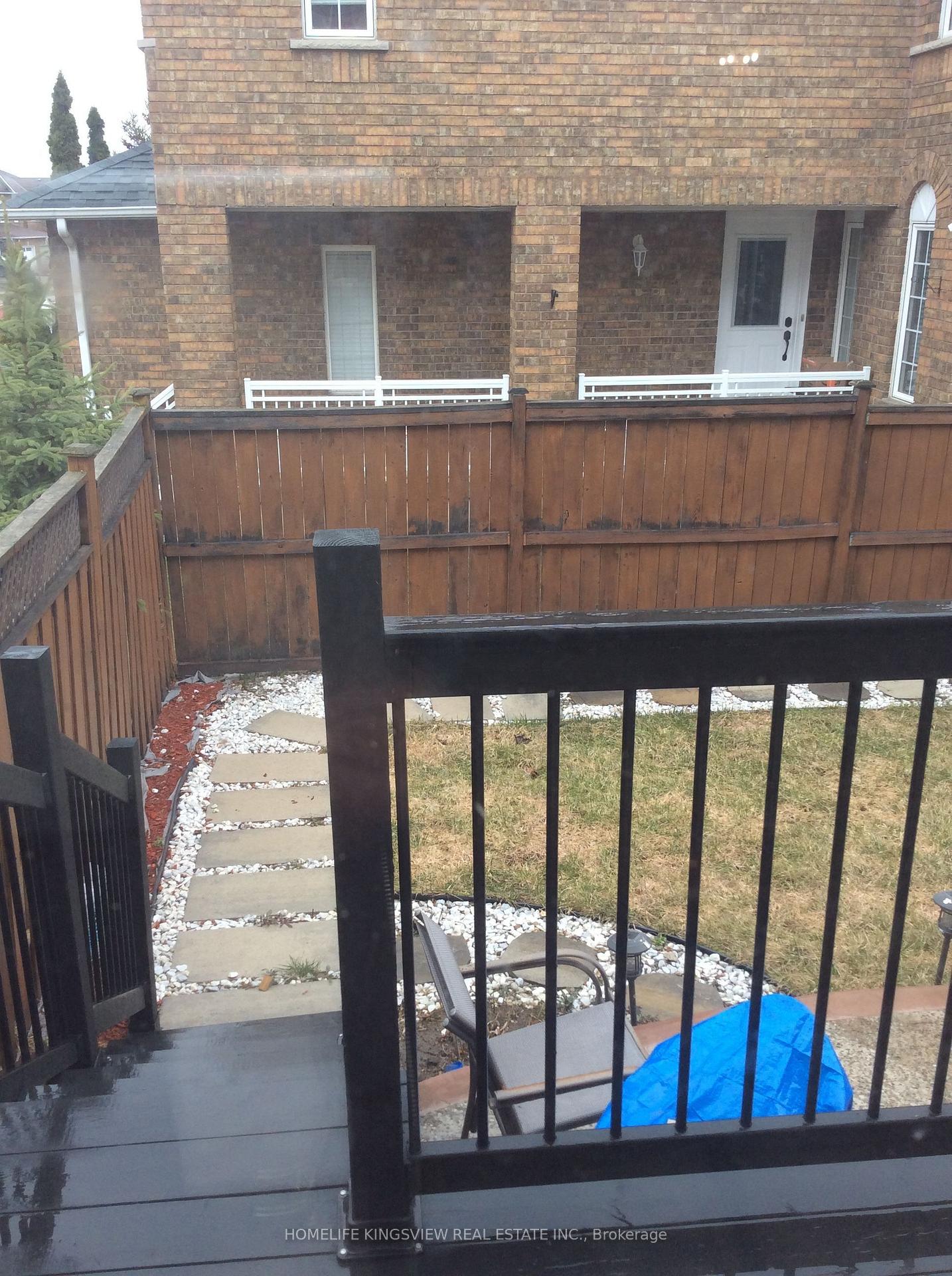 Photo 17 of 30 Condotti Drive, Vaughan, West Woodbridge — HOMEH