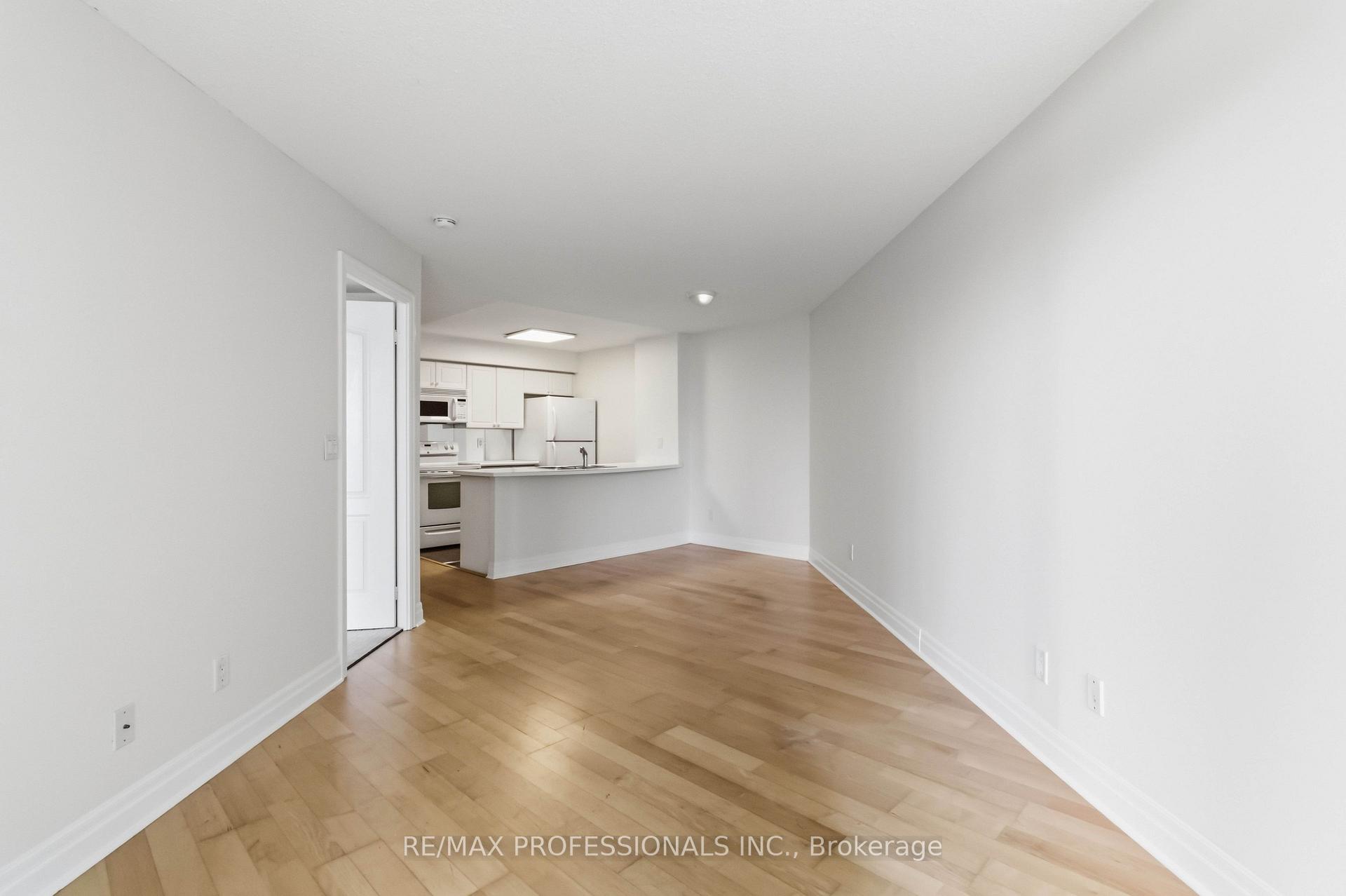 Photo 16 of Unit 607, 2121 Lake Shore Boulevard W, Etobicoke, Mimico — HOMEH