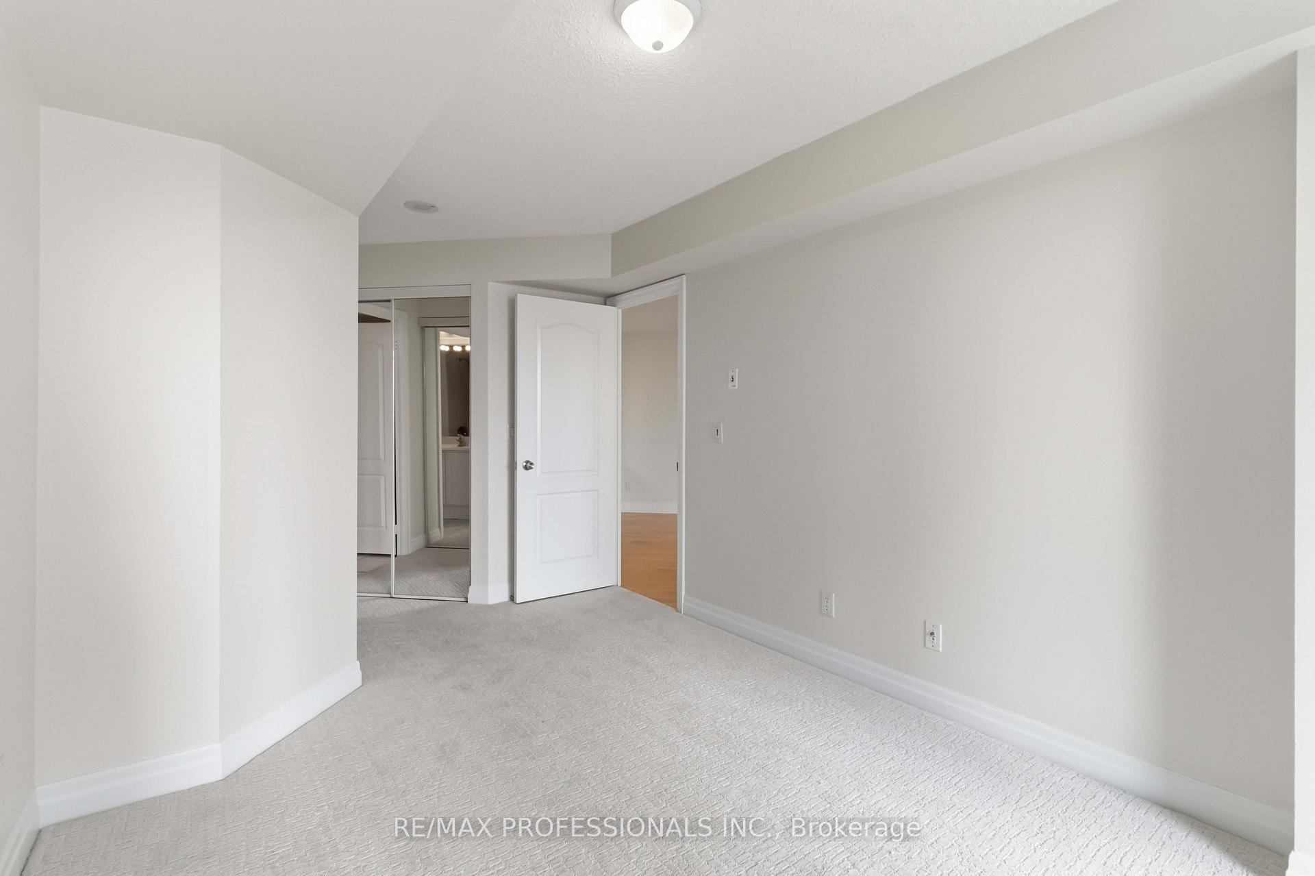 Photo 21 of Unit 607, 2121 Lake Shore Boulevard W, Etobicoke, Mimico — HOMEH
