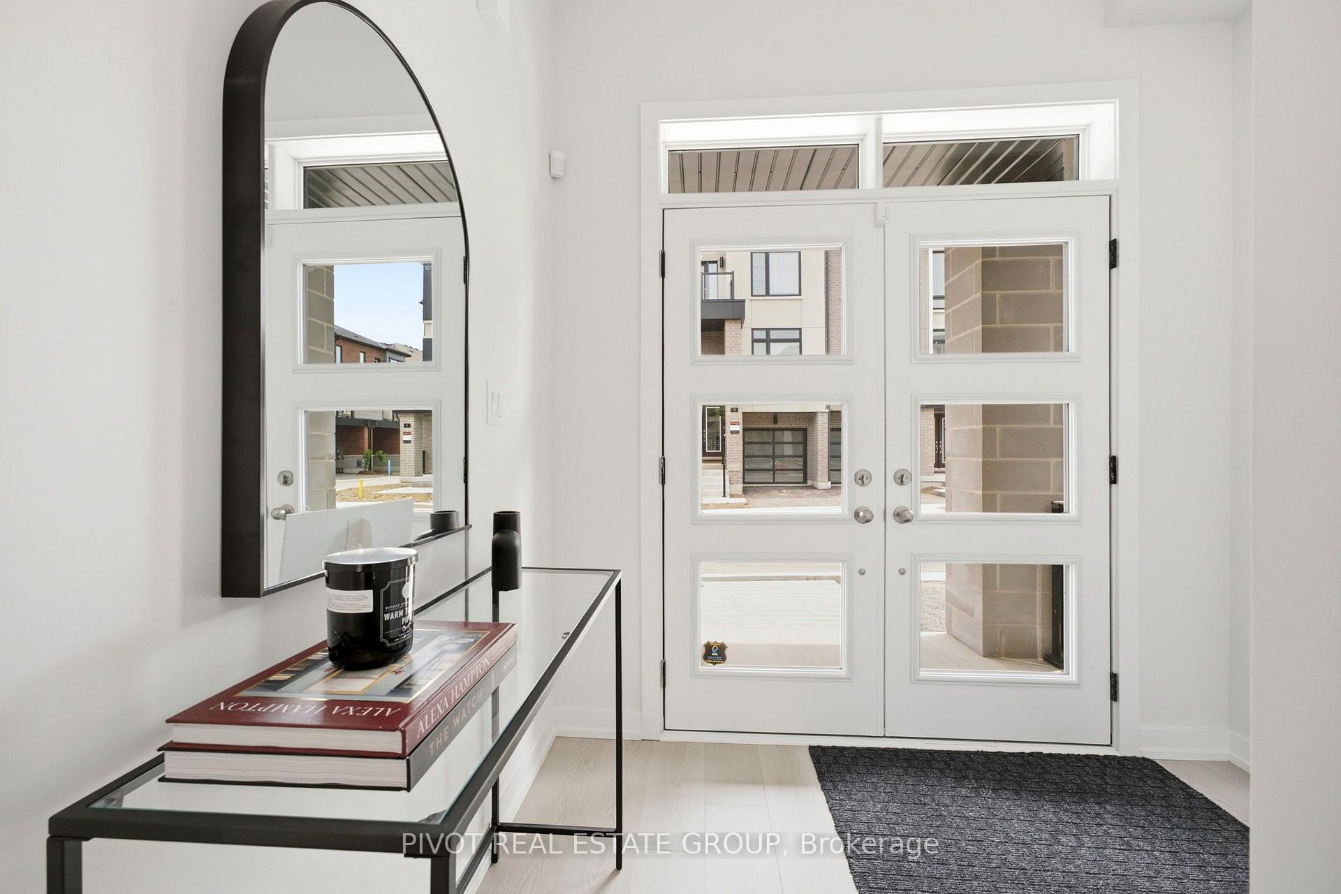 Photo 6 of 14 Observatory Way, Whitby, Brooklin — HOMEH