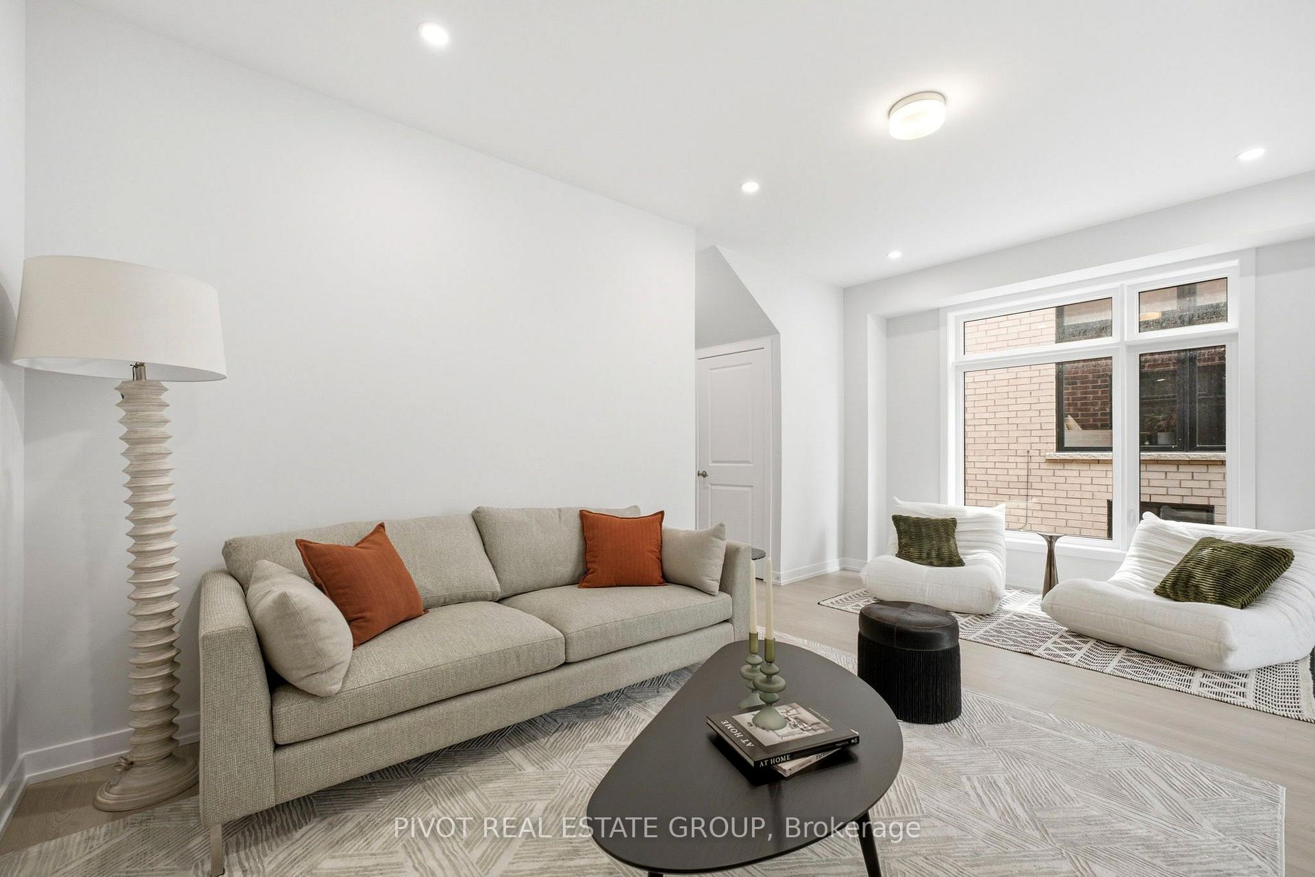 Photo 13 of 14 Observatory Way, Whitby, Brooklin — HOMEH