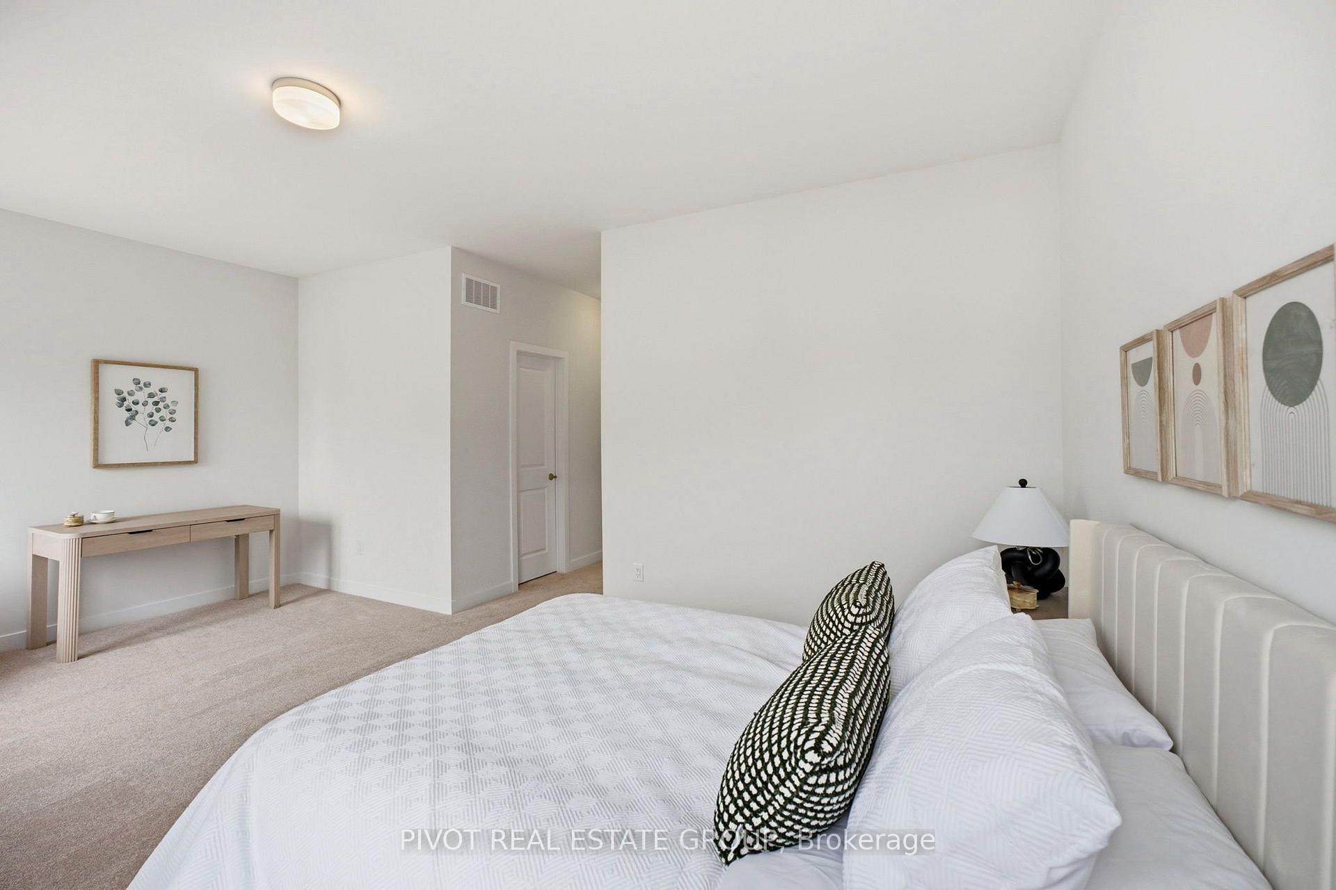 Photo 27 of 14 Observatory Way, Whitby, Brooklin — HOMEH