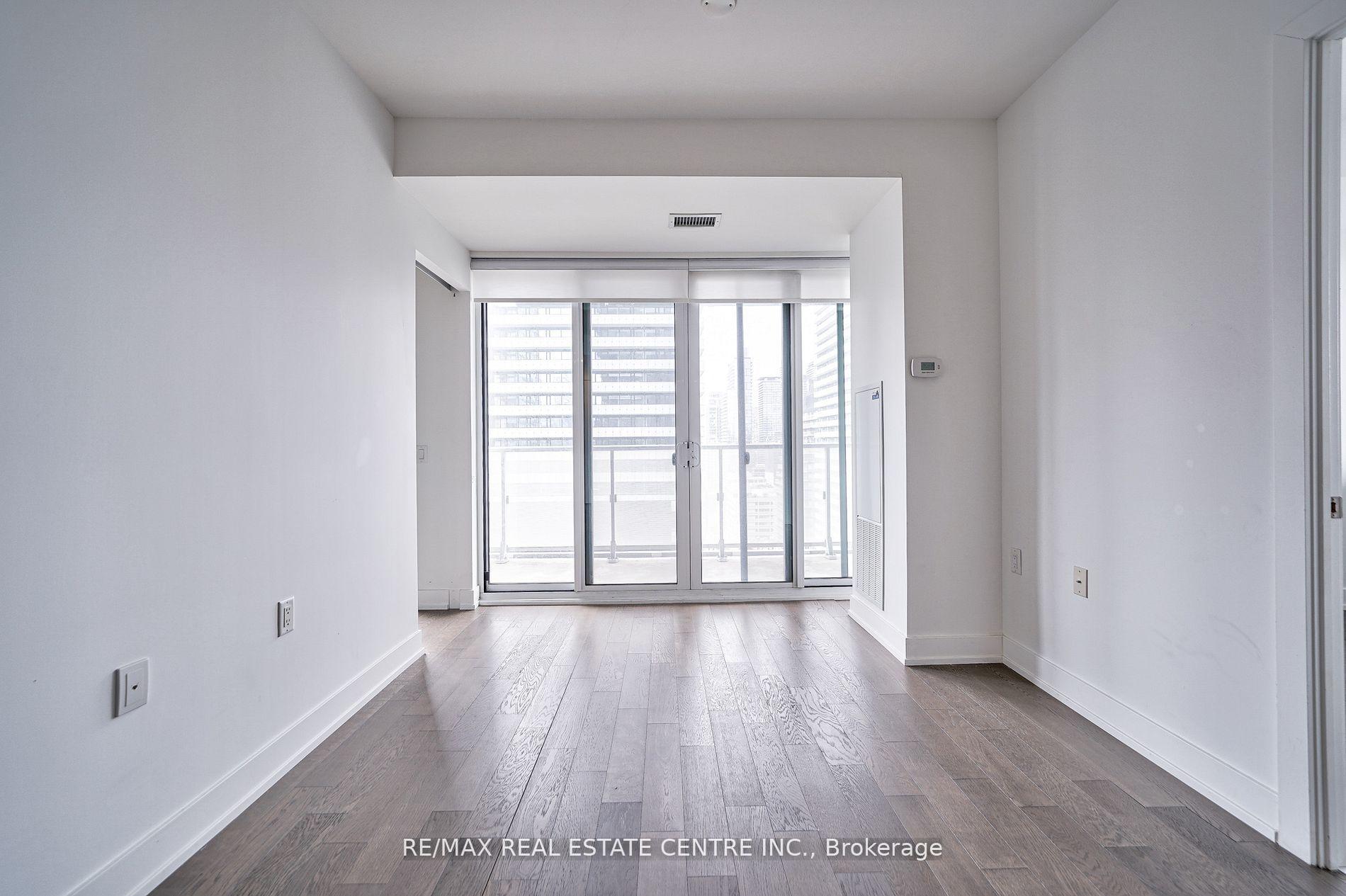 Photo 17 of Unit 2605, 7 Grenville Street, Toronto, Bay Street Corridor — HOMEH