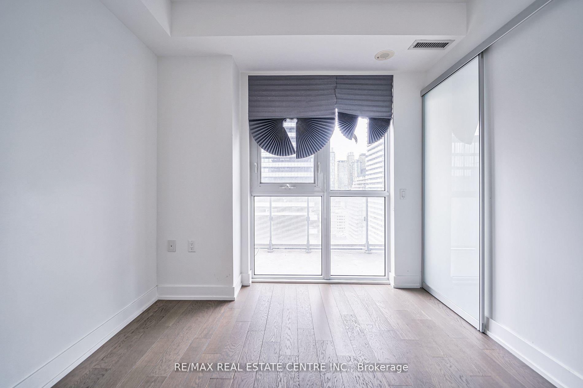 Photo 22 of Unit 2605, 7 Grenville Street, Toronto, Bay Street Corridor — HOMEH