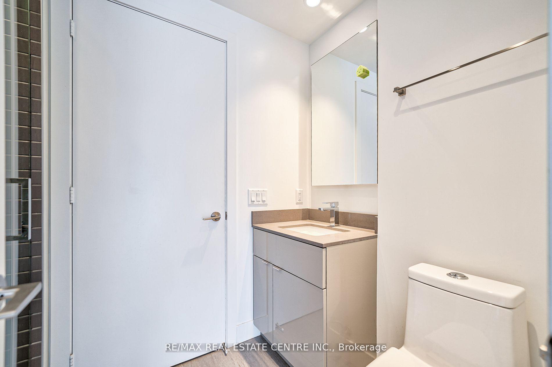Photo 23 of Unit 2605, 7 Grenville Street, Toronto, Bay Street Corridor — HOMEH