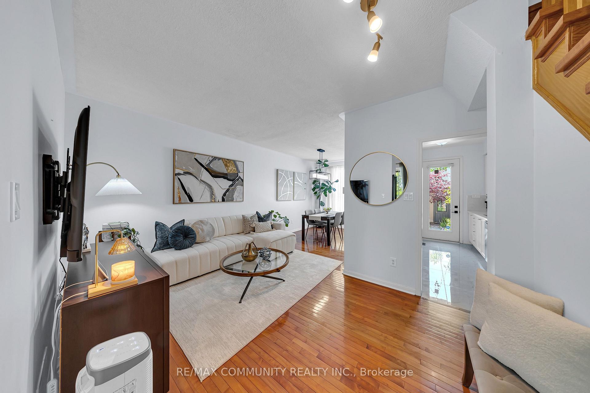 Photo 6 of 65 White's Hill Avenue, Markham, Cornell — HOMEH