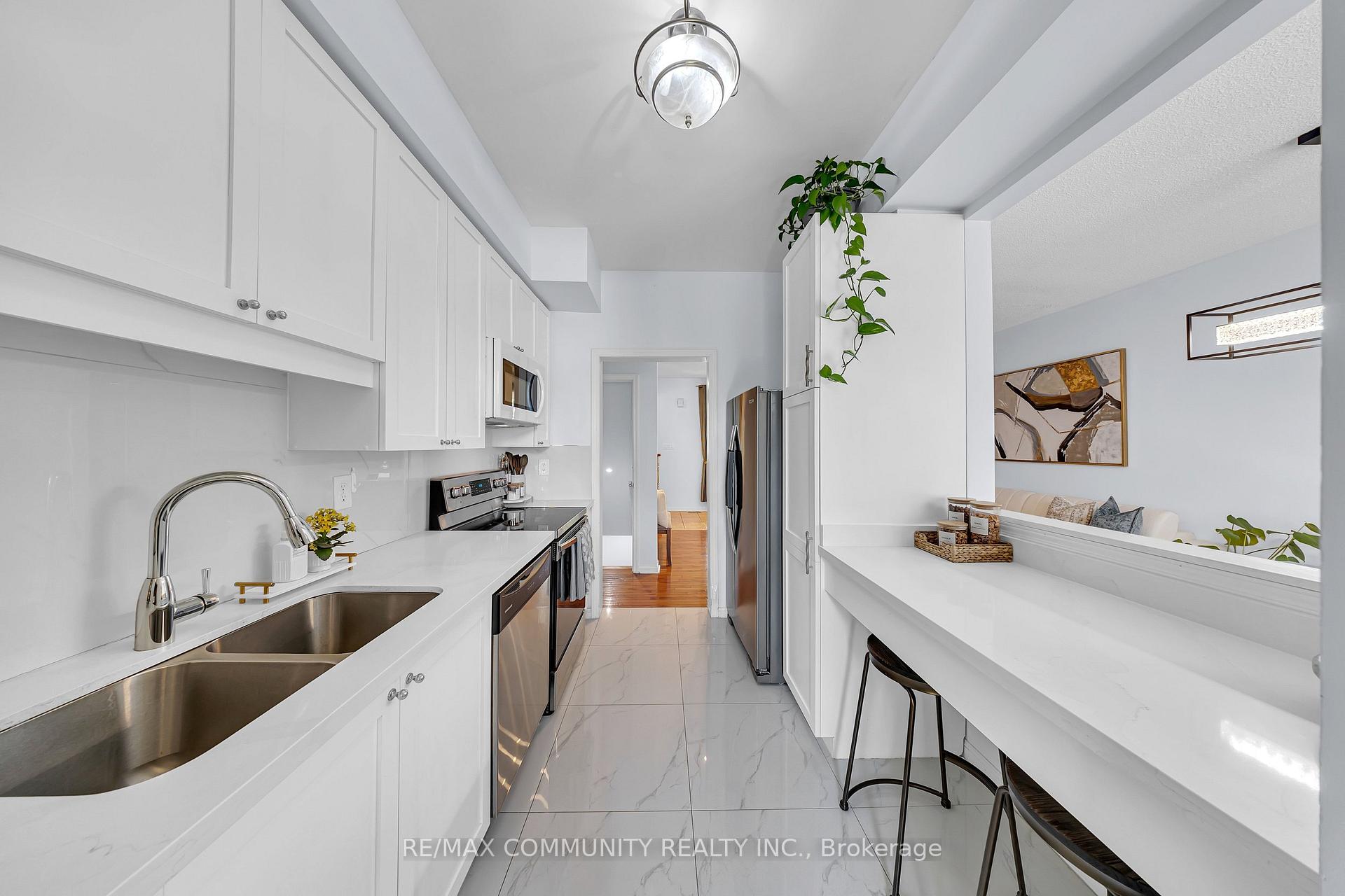 Photo 13 of 65 White's Hill Avenue, Markham, Cornell — HOMEH