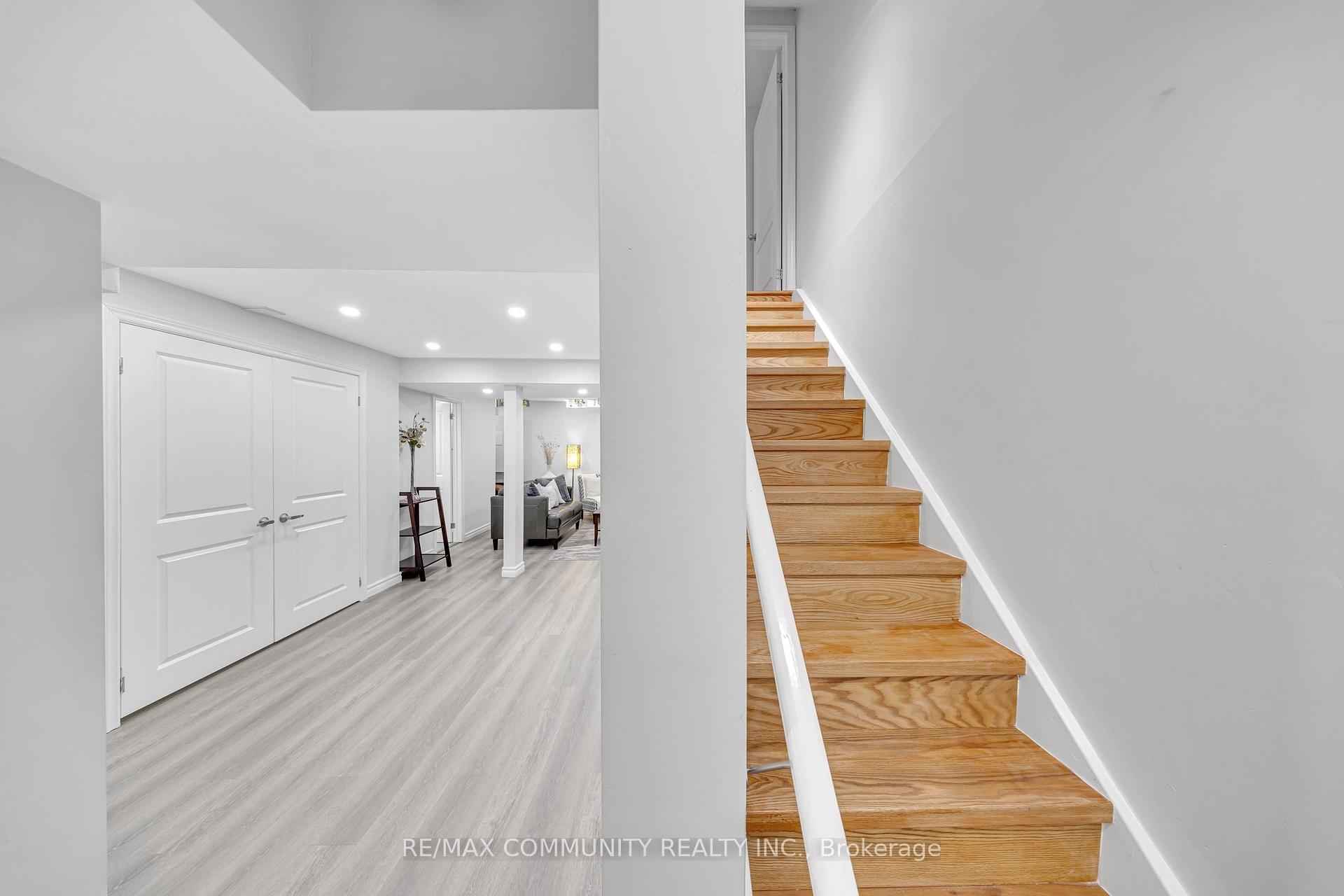 Photo 30 of 65 White's Hill Avenue, Markham, Cornell — HOMEH