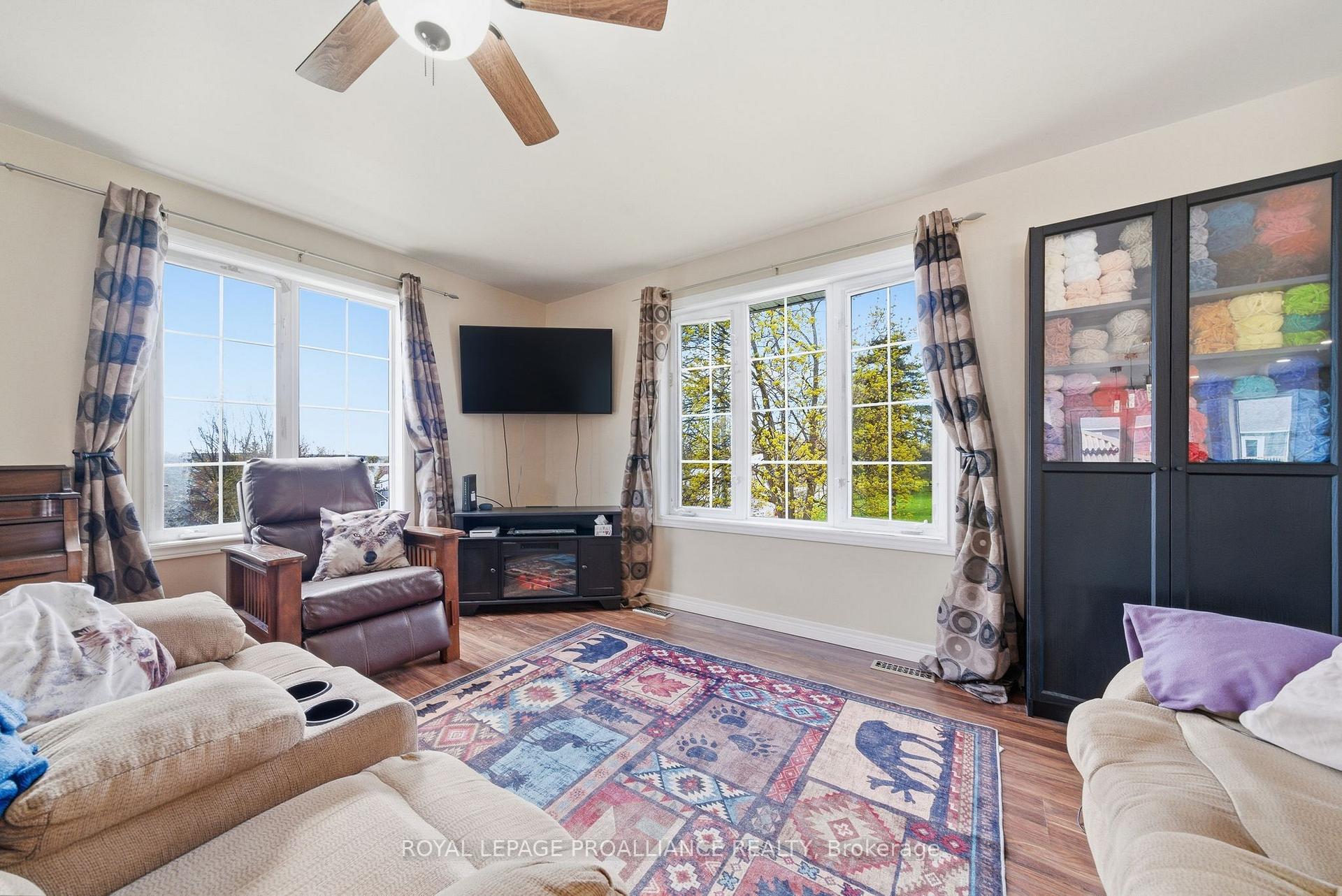 Photo 18 of 144 Centre Street, Deseronto, Deseronto (Town) — HOMEH