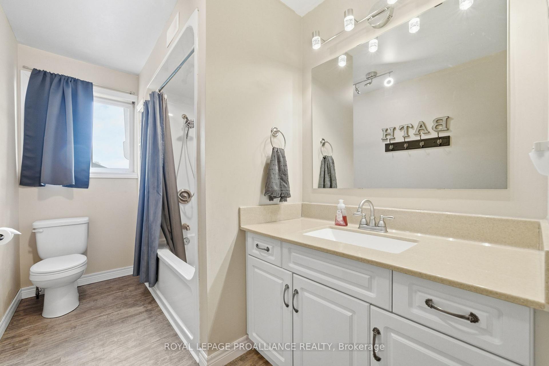 Photo 21 of 144 Centre Street, Deseronto, Deseronto (Town) — HOMEH