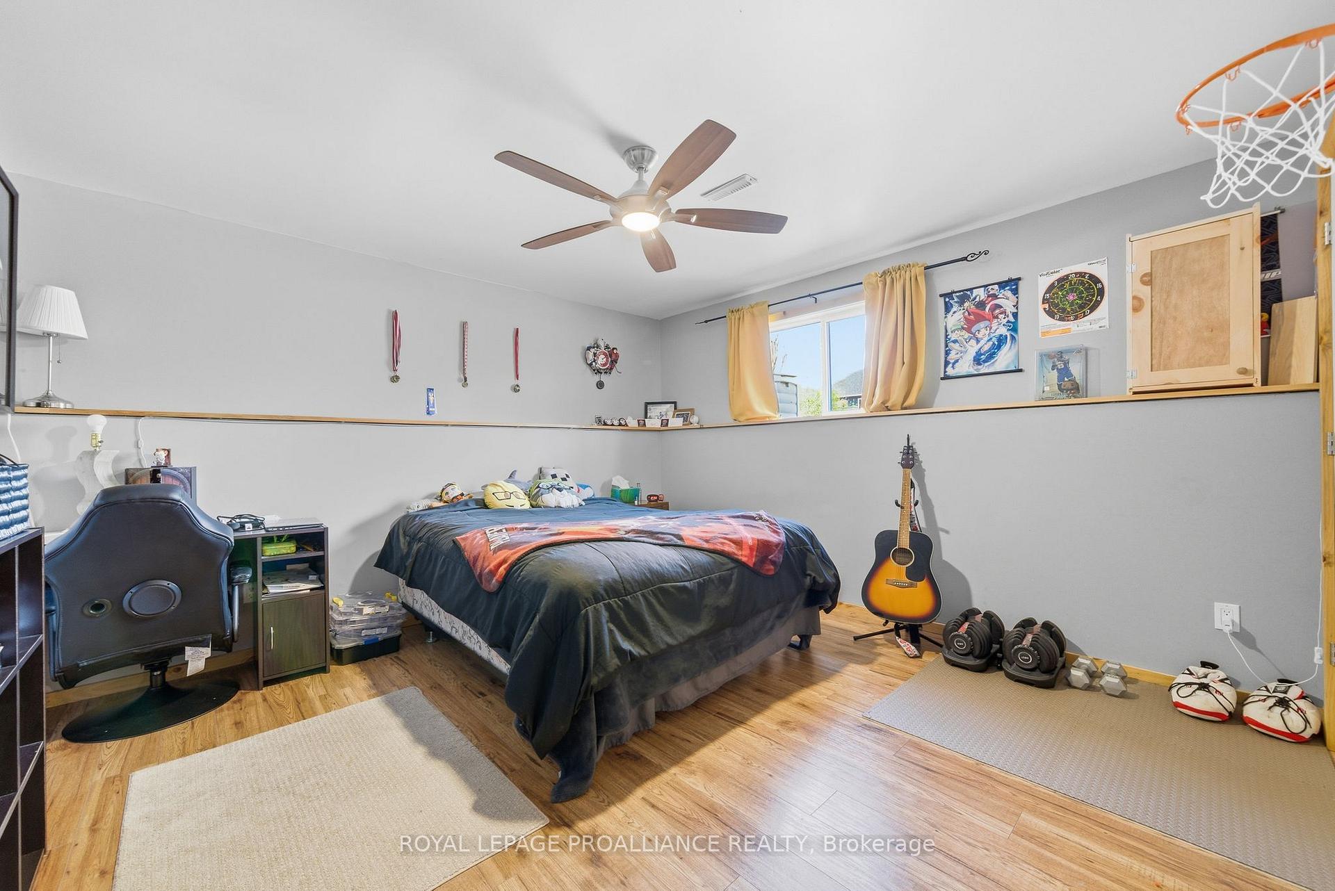 Photo 33 of 144 Centre Street, Deseronto, Deseronto (Town) — HOMEH