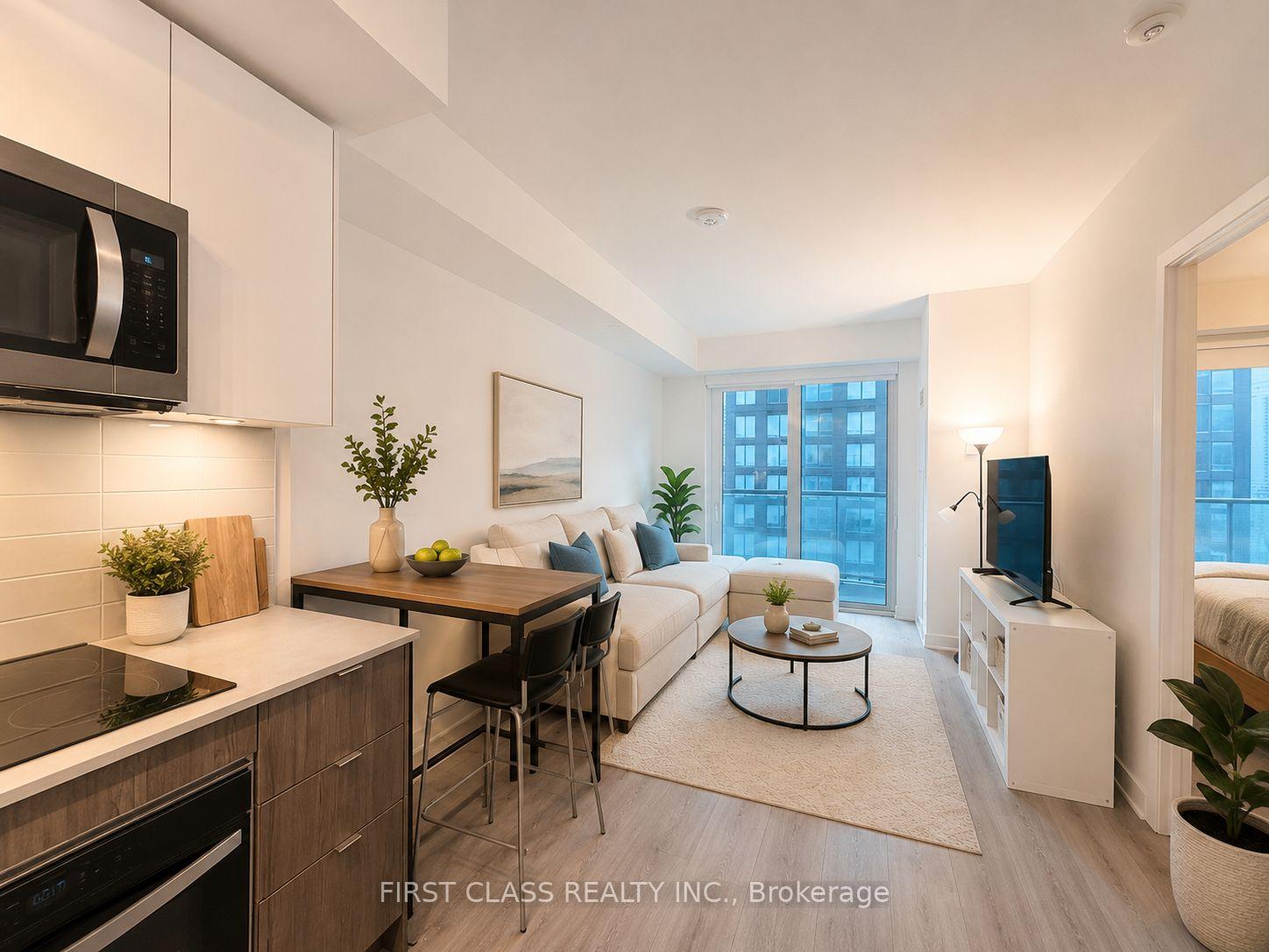 Front of Unit 2608, 100 Dalhousie Street