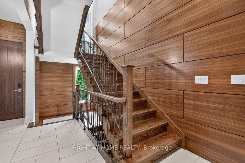 Photo 21 of 255 Willowdale Avenue, North York, Willowdale East — HOMEH