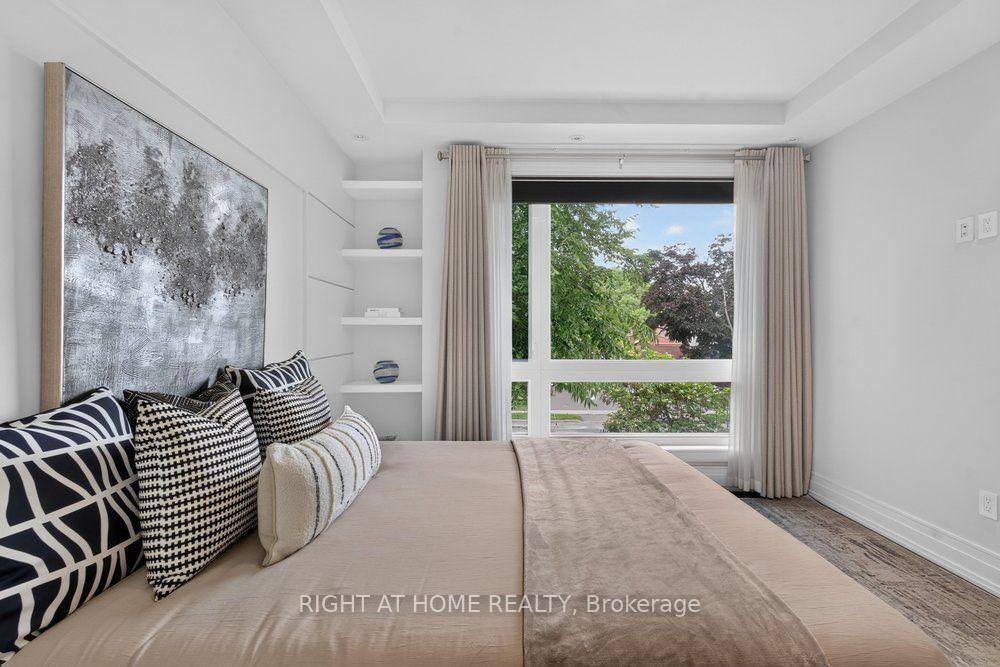 Photo 38 of 255 Willowdale Avenue, North York, Willowdale East — HOMEH