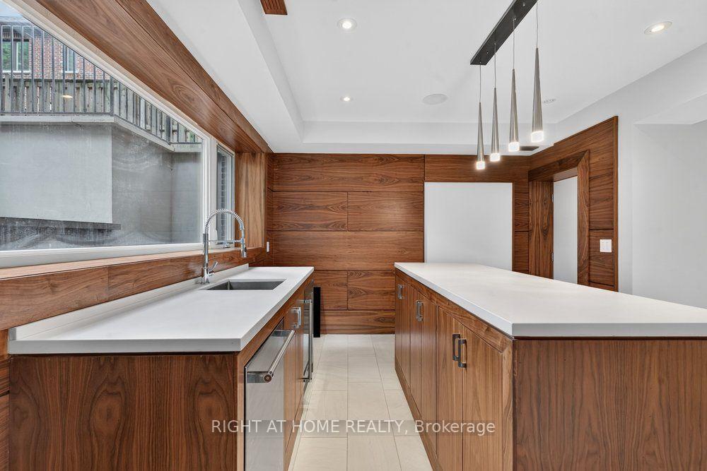 Photo 46 of 255 Willowdale Avenue, North York, Willowdale East — HOMEH