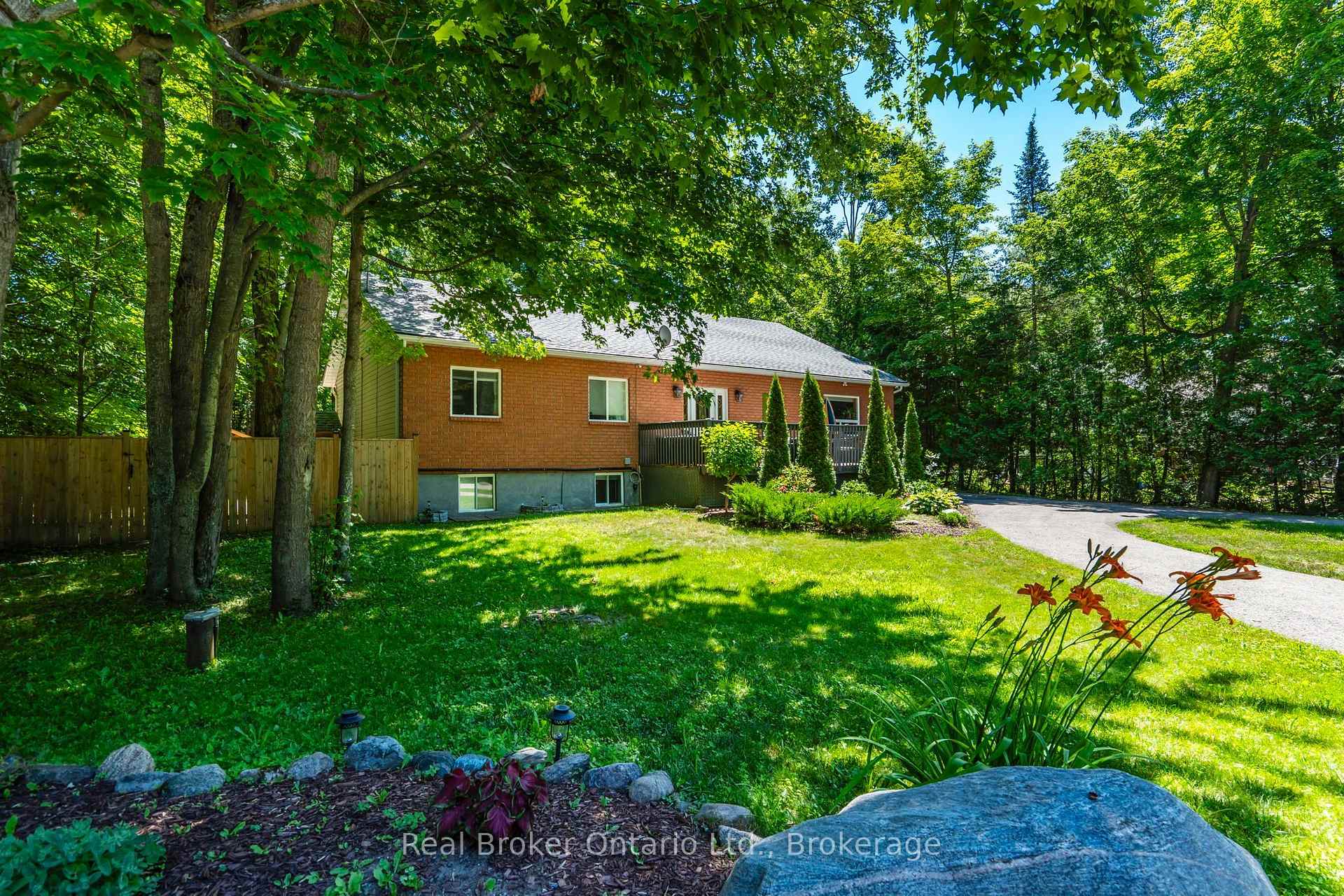 Photo 2 of 5 Sunburn Road, Tiny, Rural Tiny — HOMEH