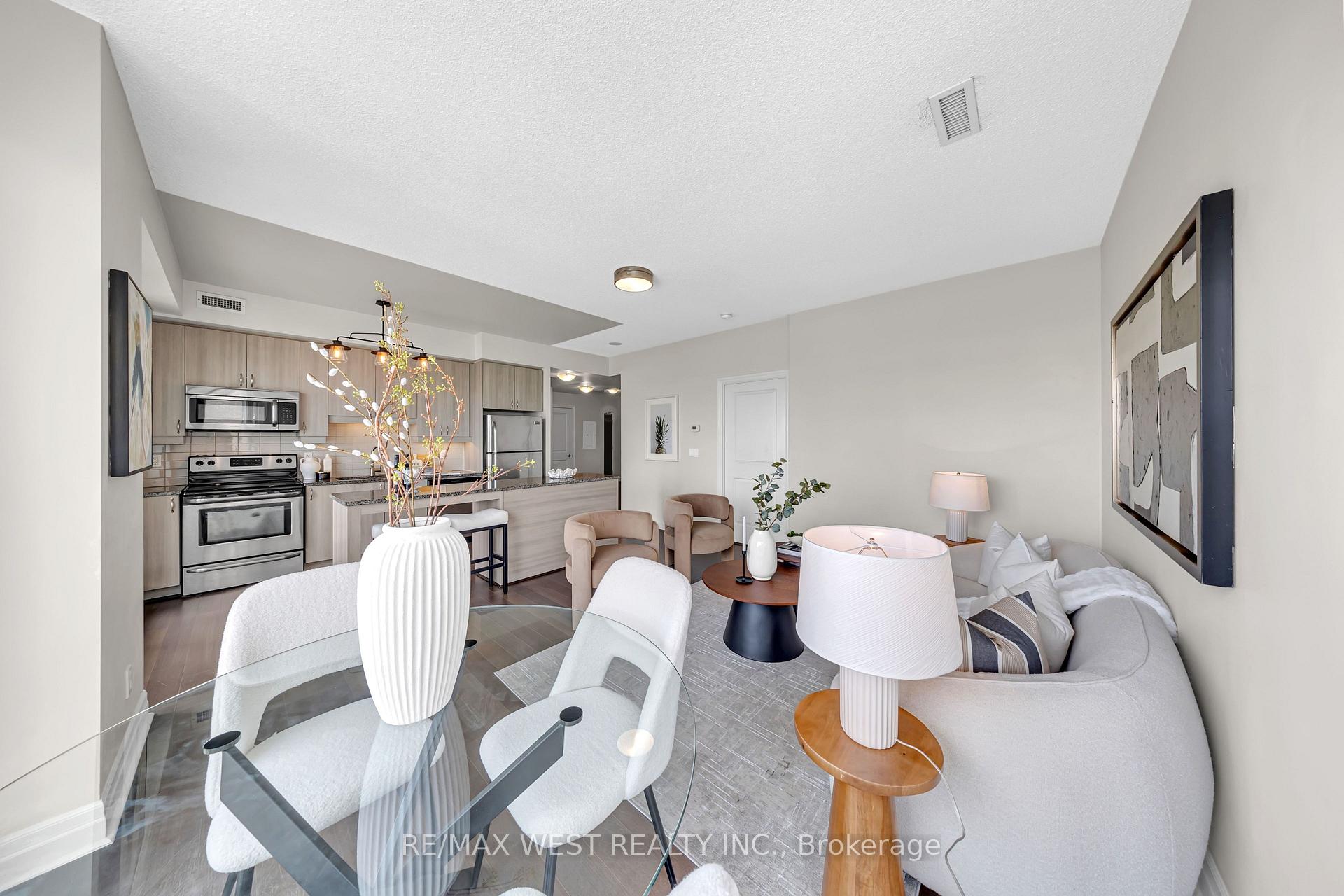 Photo 11 of Unit 304F, 8130 Birchmount Road, Markham, Unionville — HOMEH