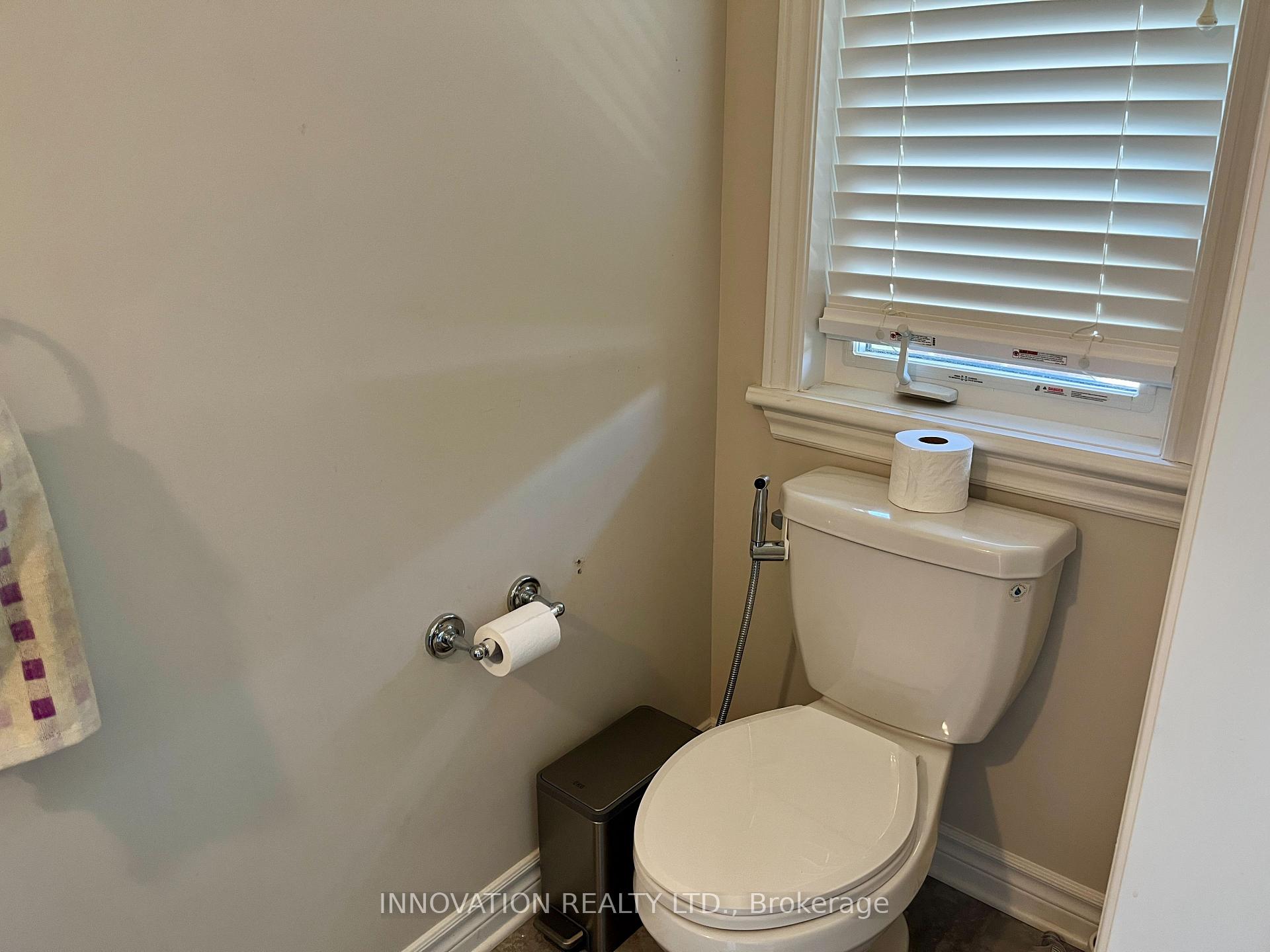 Photo 3 of 222 Dolce Crescent, Ottawa, Riverside South/Gloucester Glen — HOMEH