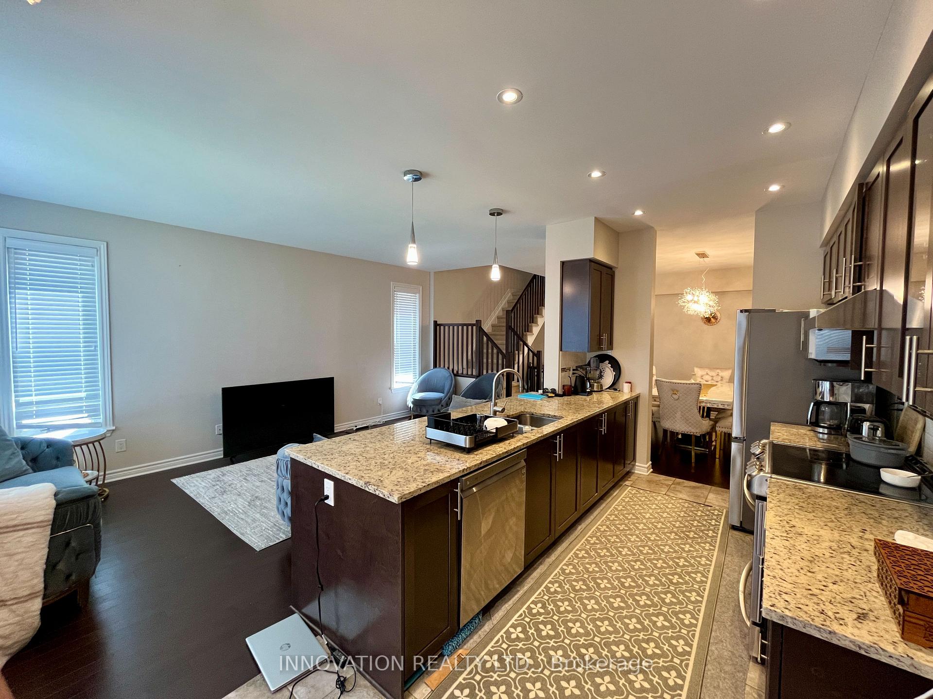 Photo 7 of 222 Dolce Crescent, Ottawa, Riverside South/Gloucester Glen — HOMEH