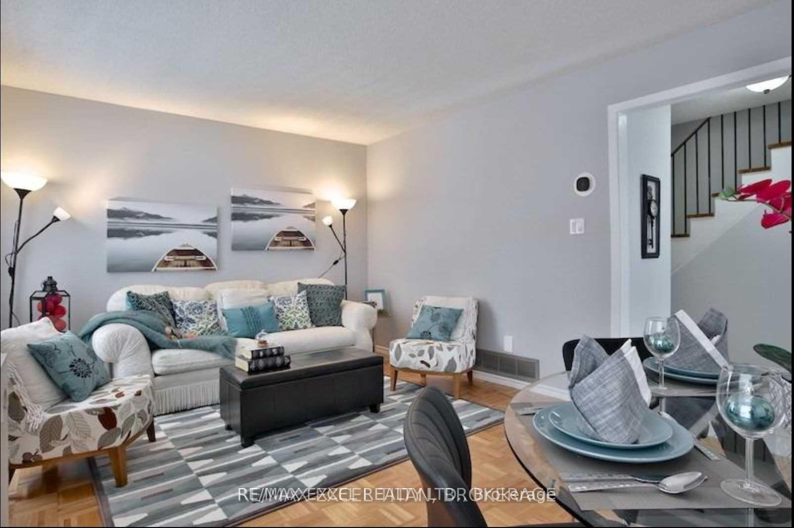 Photo 2 of 51 Hornchurch Crescent, Markham, Milliken Mills East — HOMEH