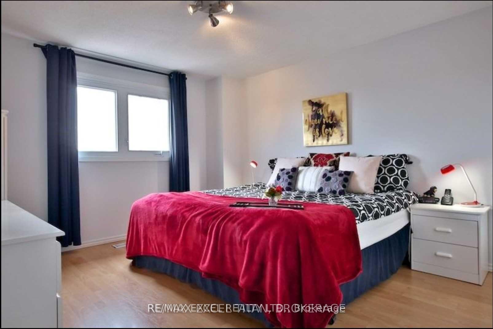 Photo 10 of 51 Hornchurch Crescent, Markham, Milliken Mills East — HOMEH
