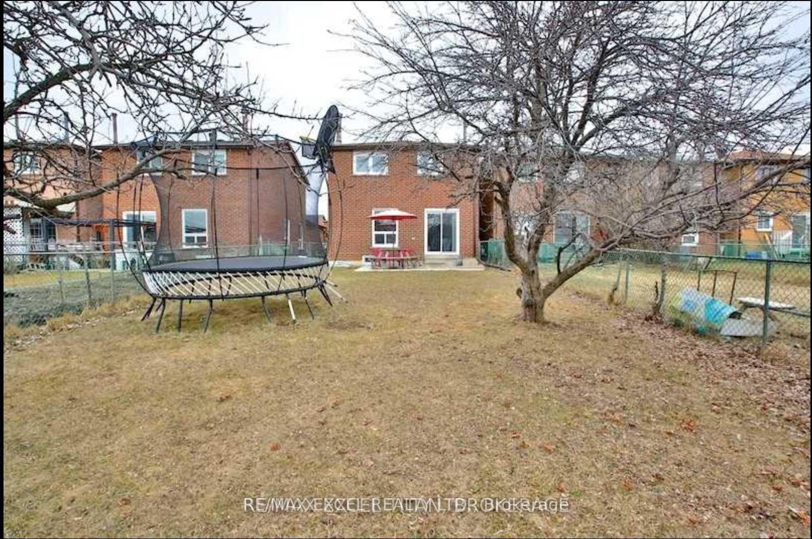 Photo 16 of 51 Hornchurch Crescent, Markham, Milliken Mills East — HOMEH