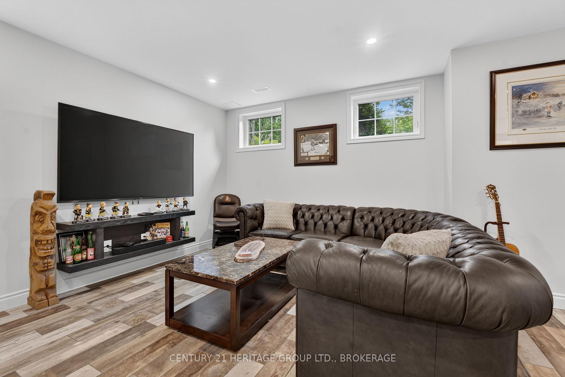 Photo 33 of 13 Fawn Brook Drive, Frontenac, Frontenac South — HOMEH