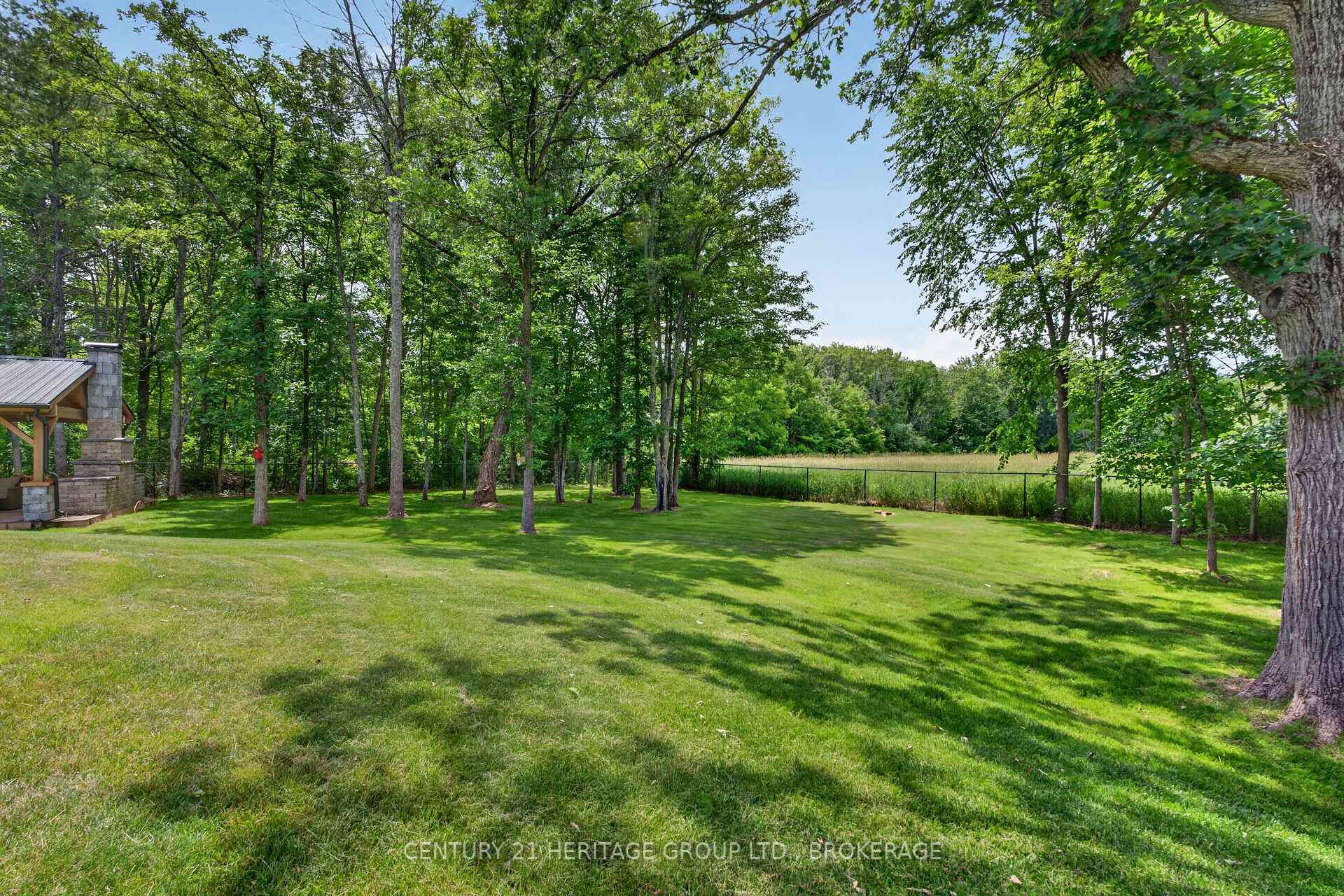 Photo 41 of 13 Fawn Brook Drive, Frontenac, Frontenac South — HOMEH