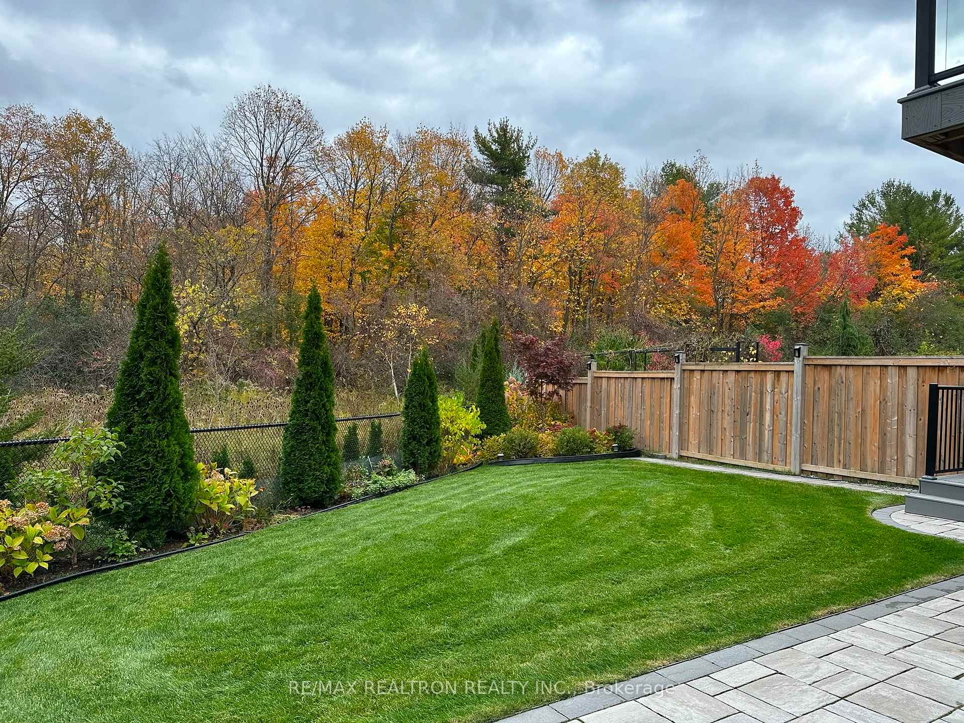 Photo 42 of 175 William Graham Drive, Aurora, Rural Aurora — HOMEH