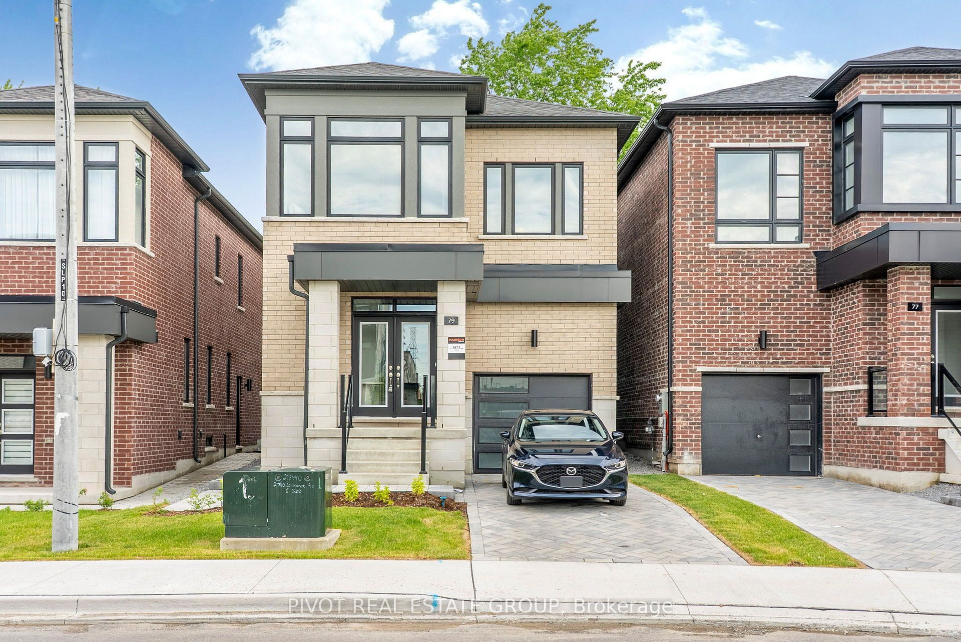 Photo 3 of 79 Danielle Moore Circle, Scarborough, Bendale — HOMEH
