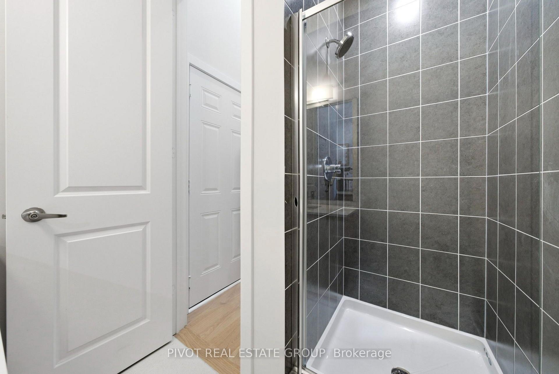 Photo 9 of 79 Danielle Moore Circle, Scarborough, Bendale — HOMEH