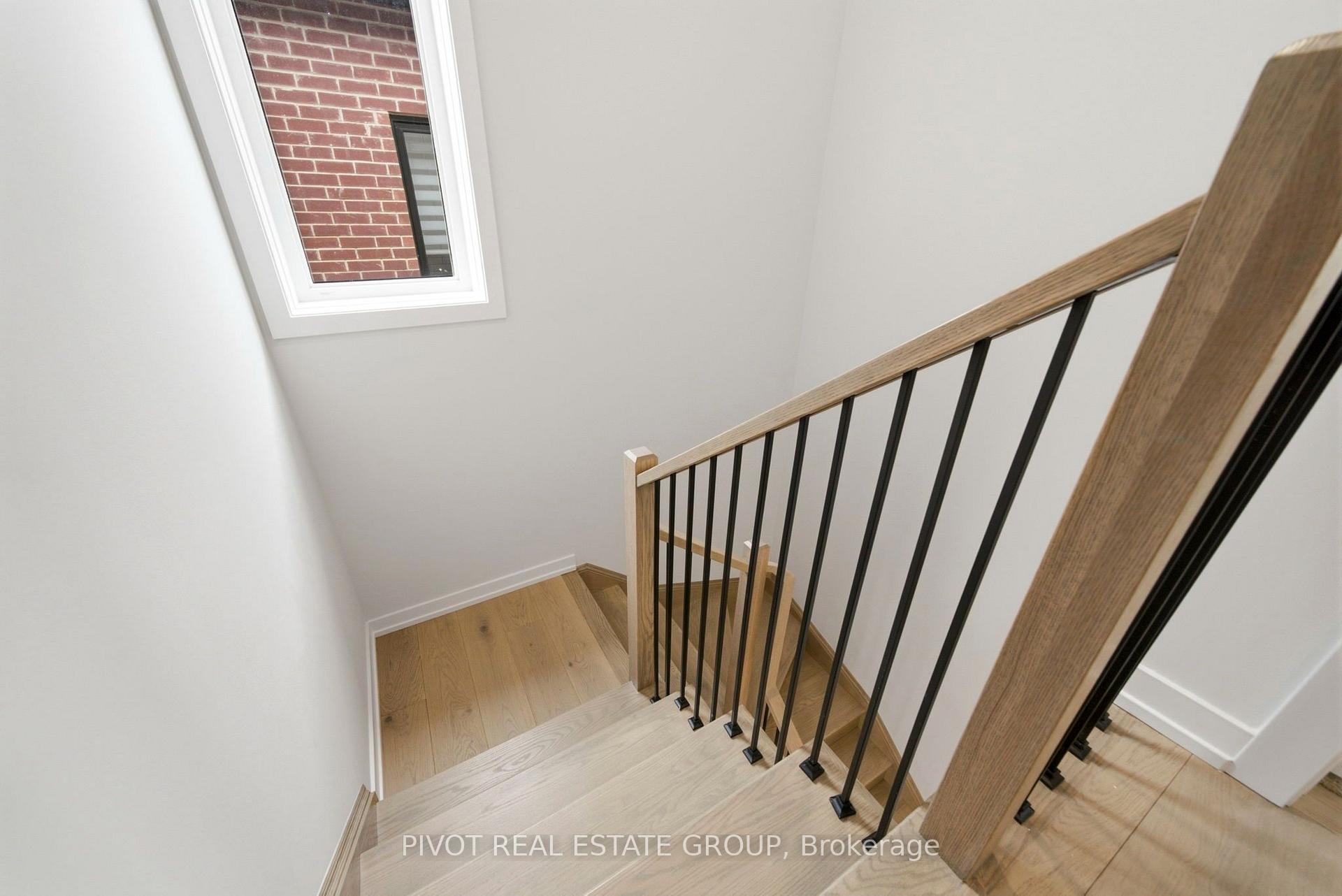 Photo 19 of 79 Danielle Moore Circle, Scarborough, Bendale — HOMEH