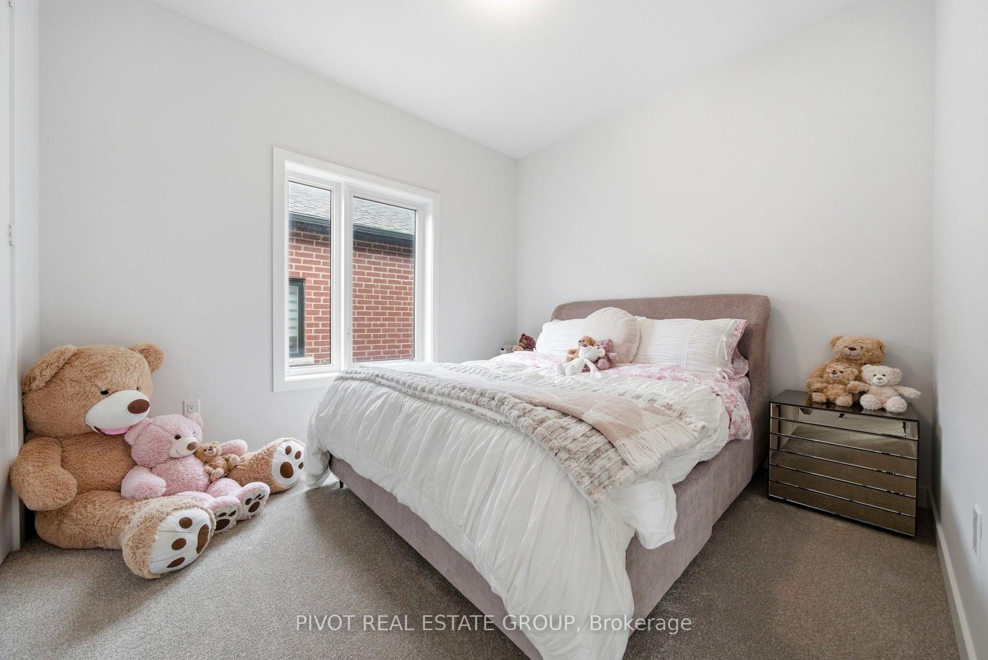 Photo 27 of 79 Danielle Moore Circle, Scarborough, Bendale — HOMEH