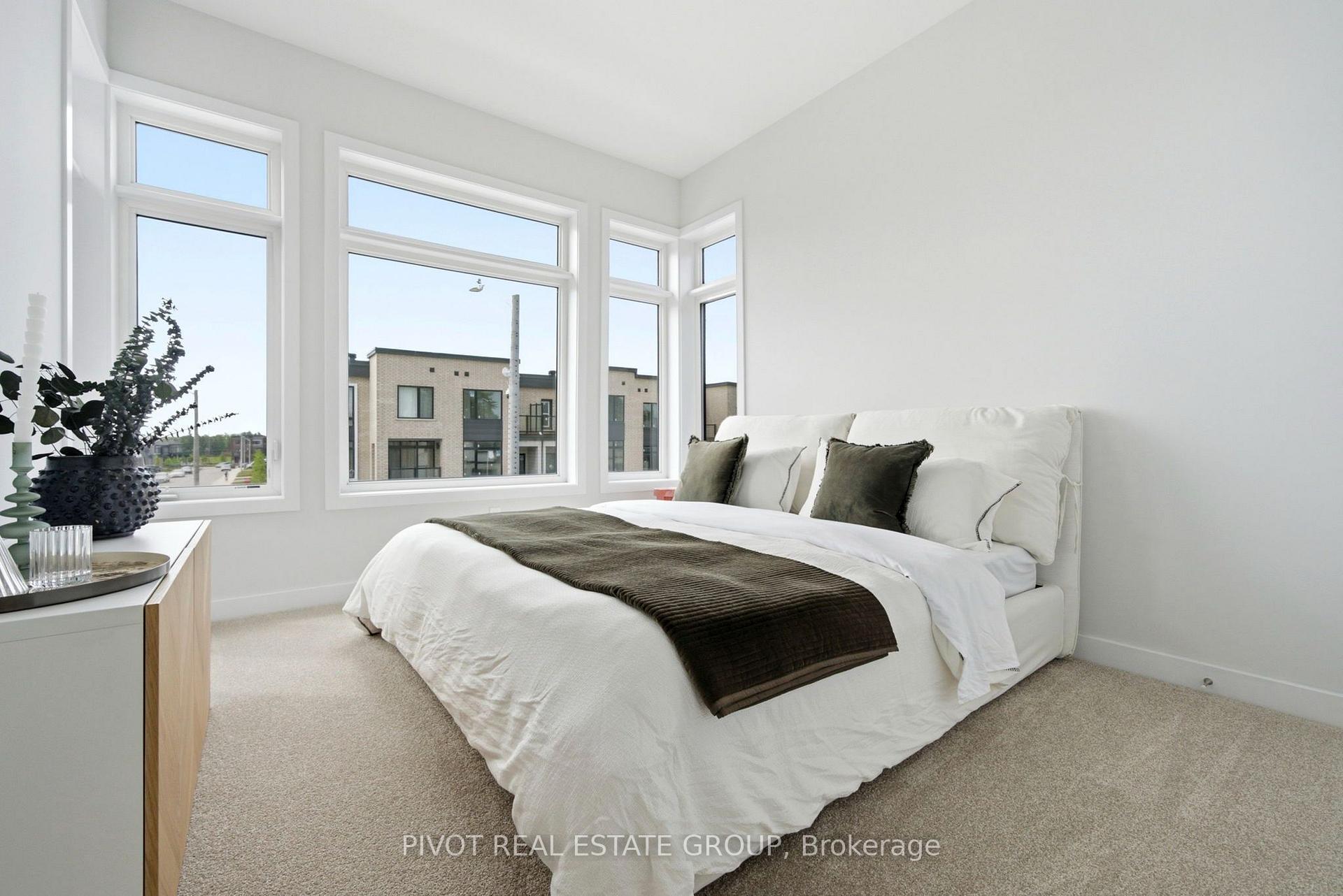 Photo 30 of 79 Danielle Moore Circle, Scarborough, Bendale — HOMEH