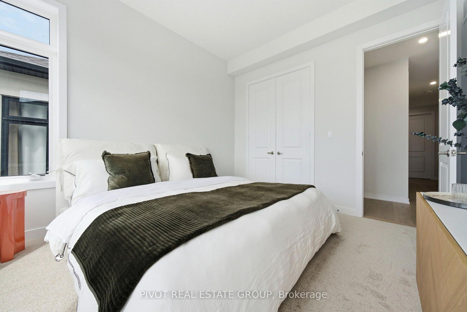 Photo 31 of 79 Danielle Moore Circle, Scarborough, Bendale — HOMEH