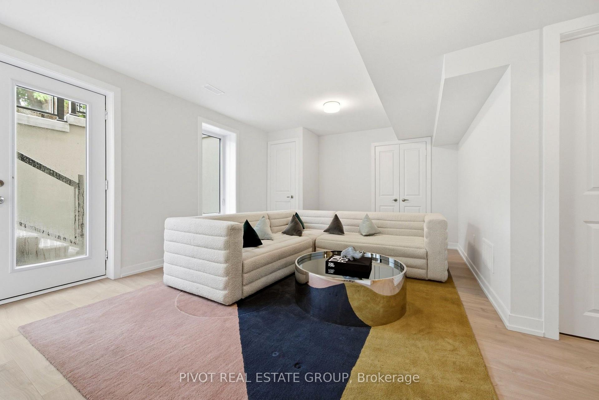 Photo 32 of 79 Danielle Moore Circle, Scarborough, Bendale — HOMEH