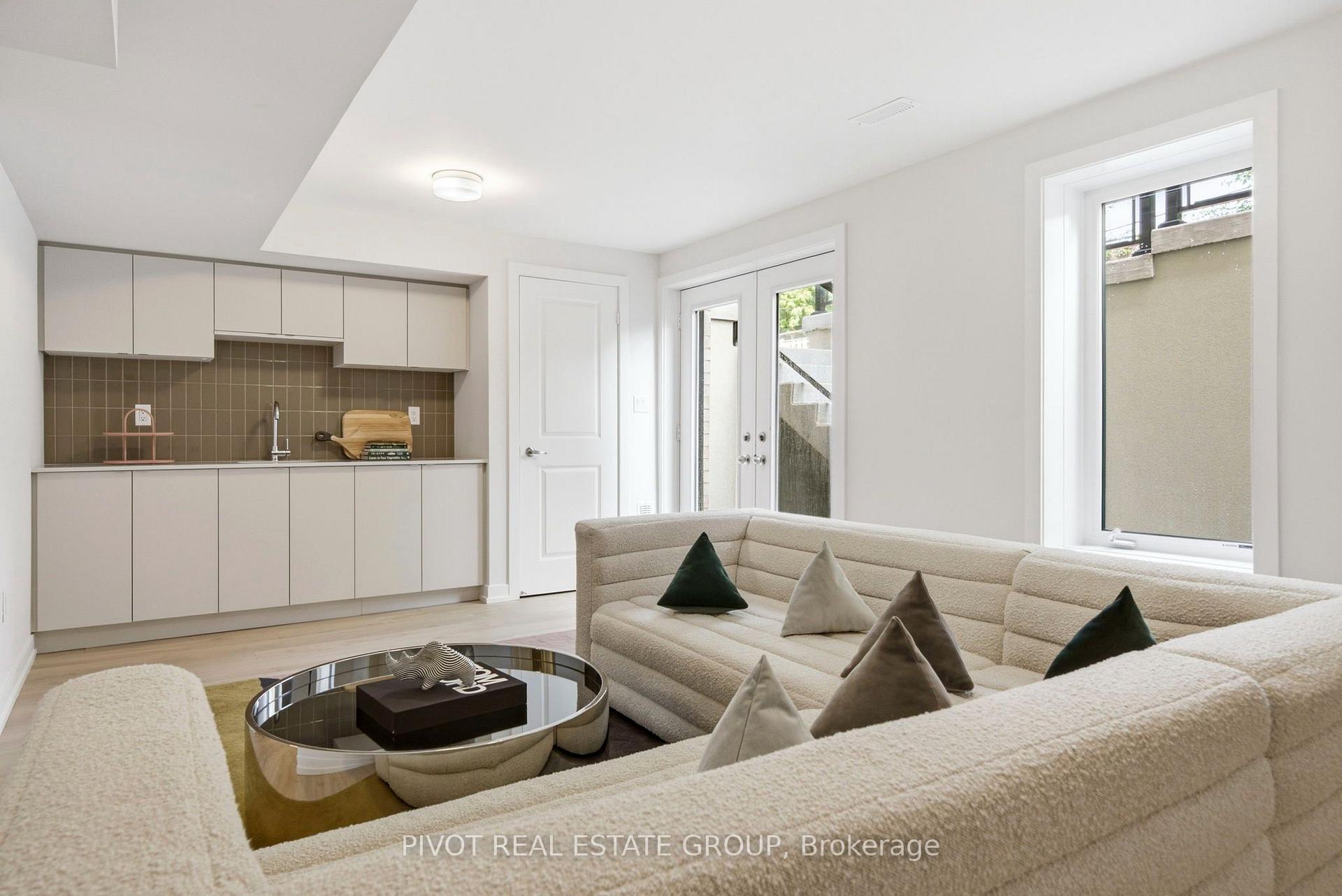 Photo 34 of 79 Danielle Moore Circle, Scarborough, Bendale — HOMEH