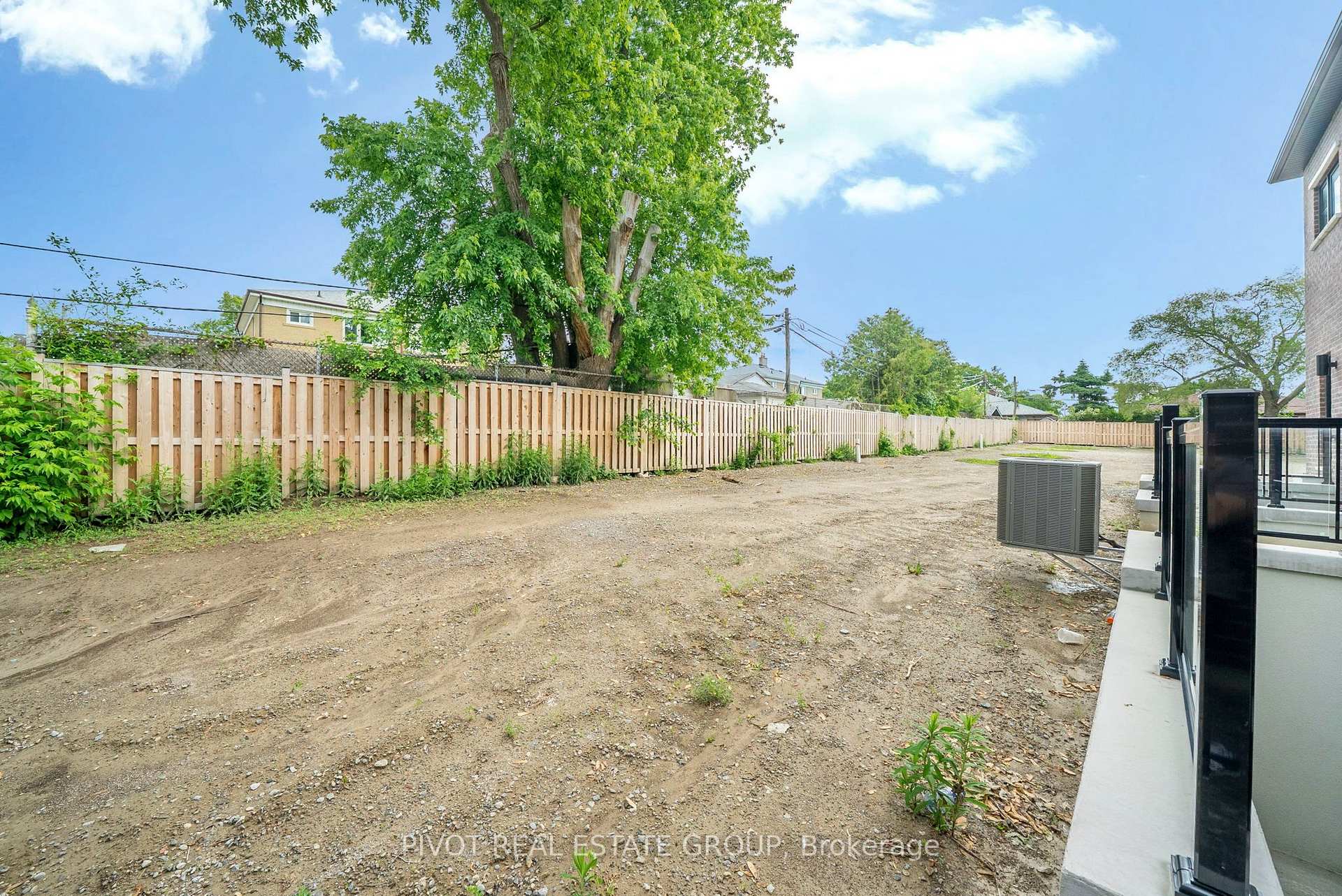 Photo 42 of 79 Danielle Moore Circle, Scarborough, Bendale — HOMEH