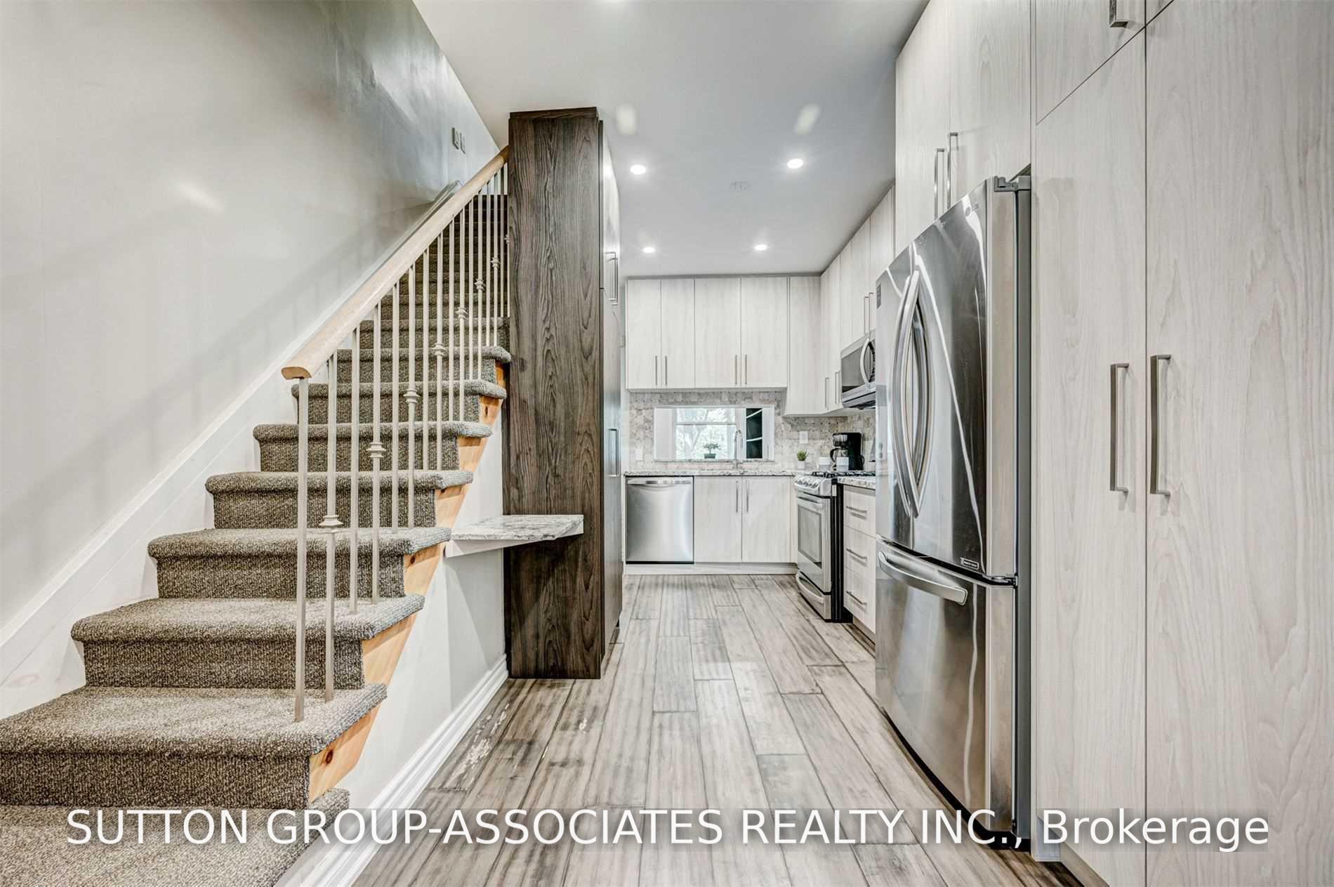 Photo 9 of 739 Manning Avenue, Toronto, The Annex — HOMEH