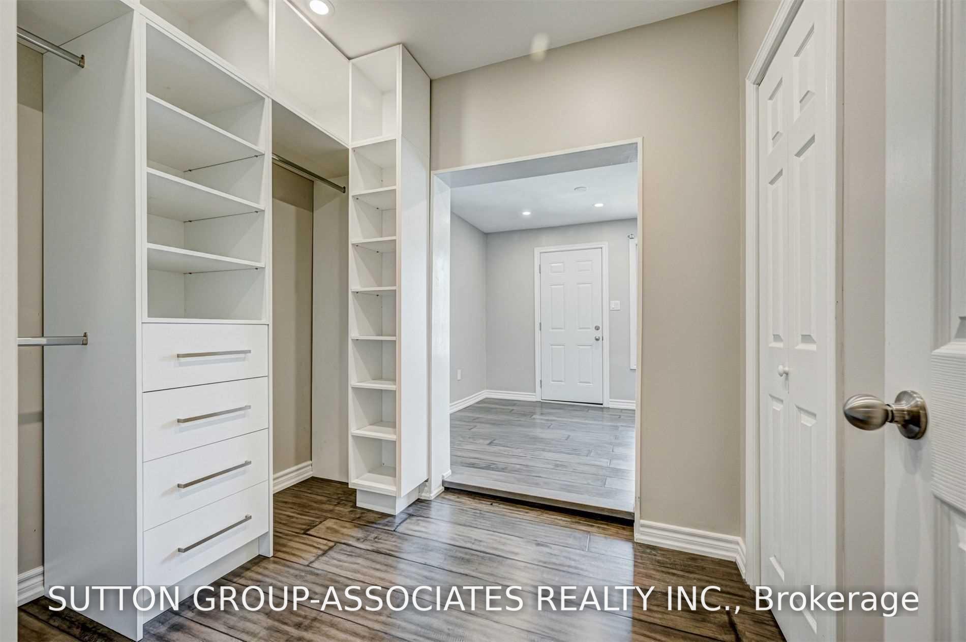 Photo 15 of 739 Manning Avenue, Toronto, The Annex — HOMEH
