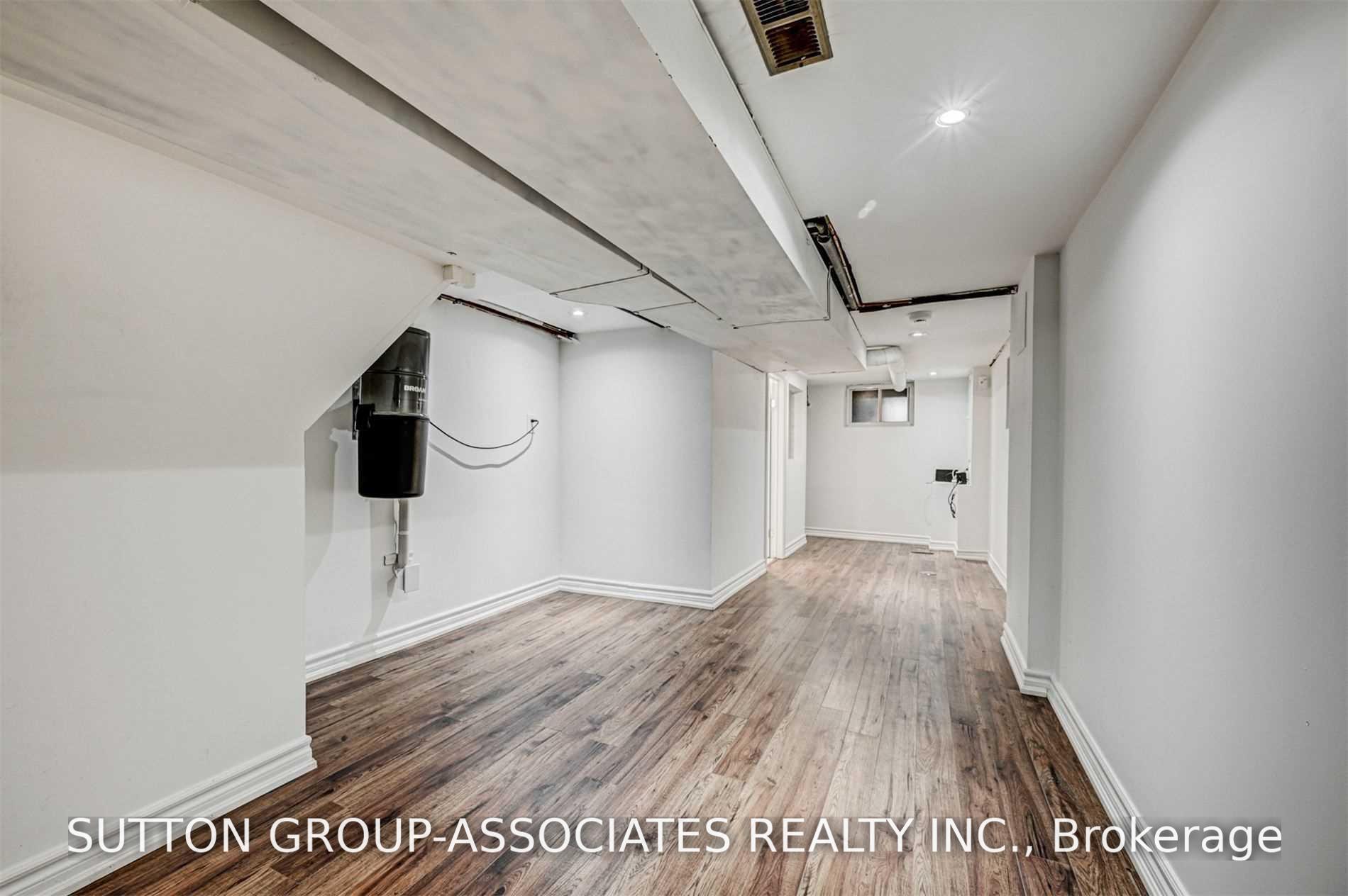 Photo 26 of 739 Manning Avenue, Toronto, The Annex — HOMEH