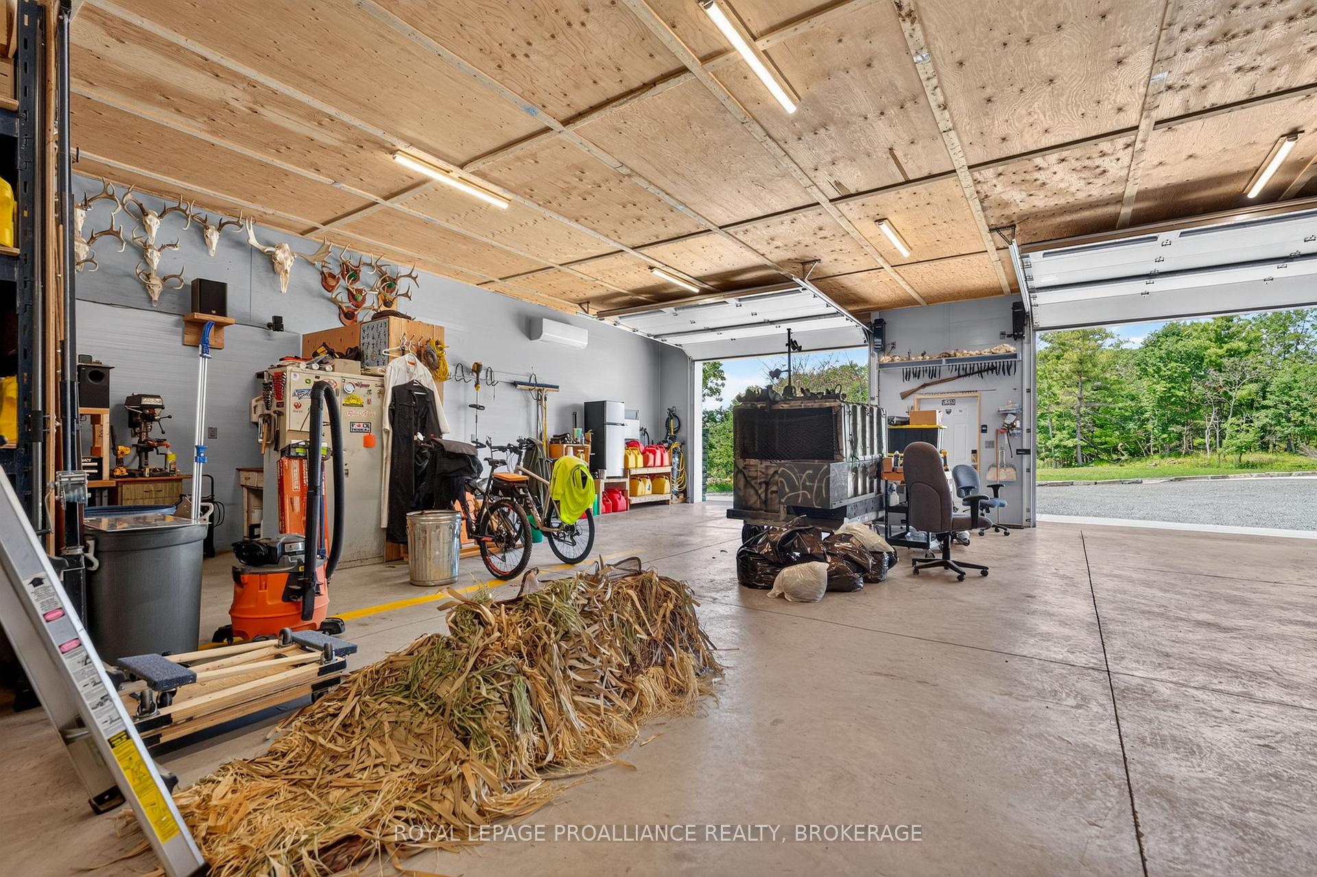 Photo 36 of 210 Troy Lake Road, Rideau Lakes, Rideau Lakes (South Crosby) Twp — HOMEH