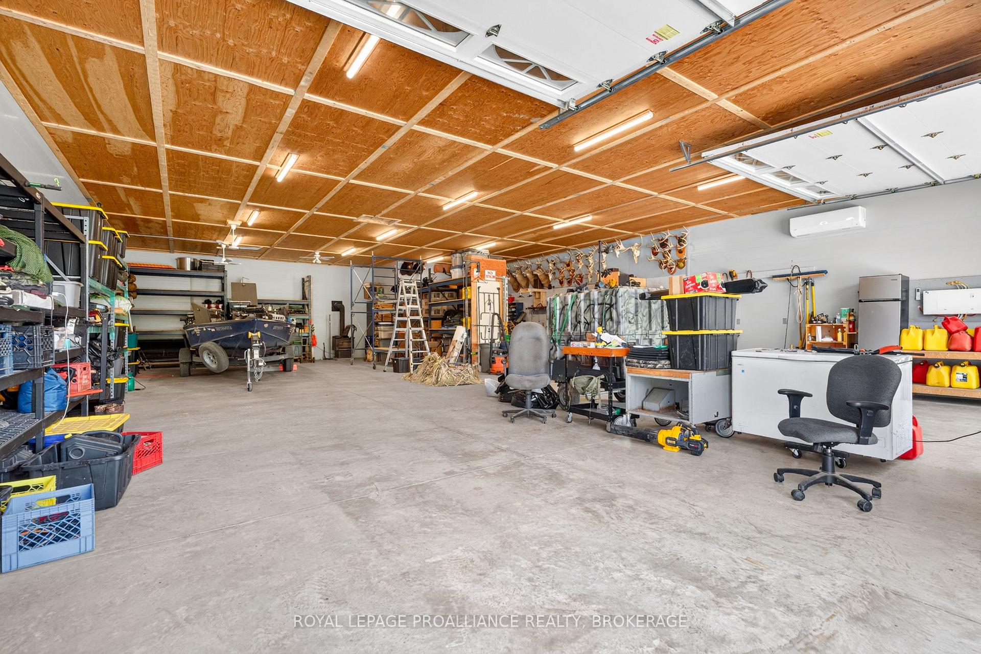 Photo 37 of 210 Troy Lake Road, Rideau Lakes, Rideau Lakes (South Crosby) Twp — HOMEH