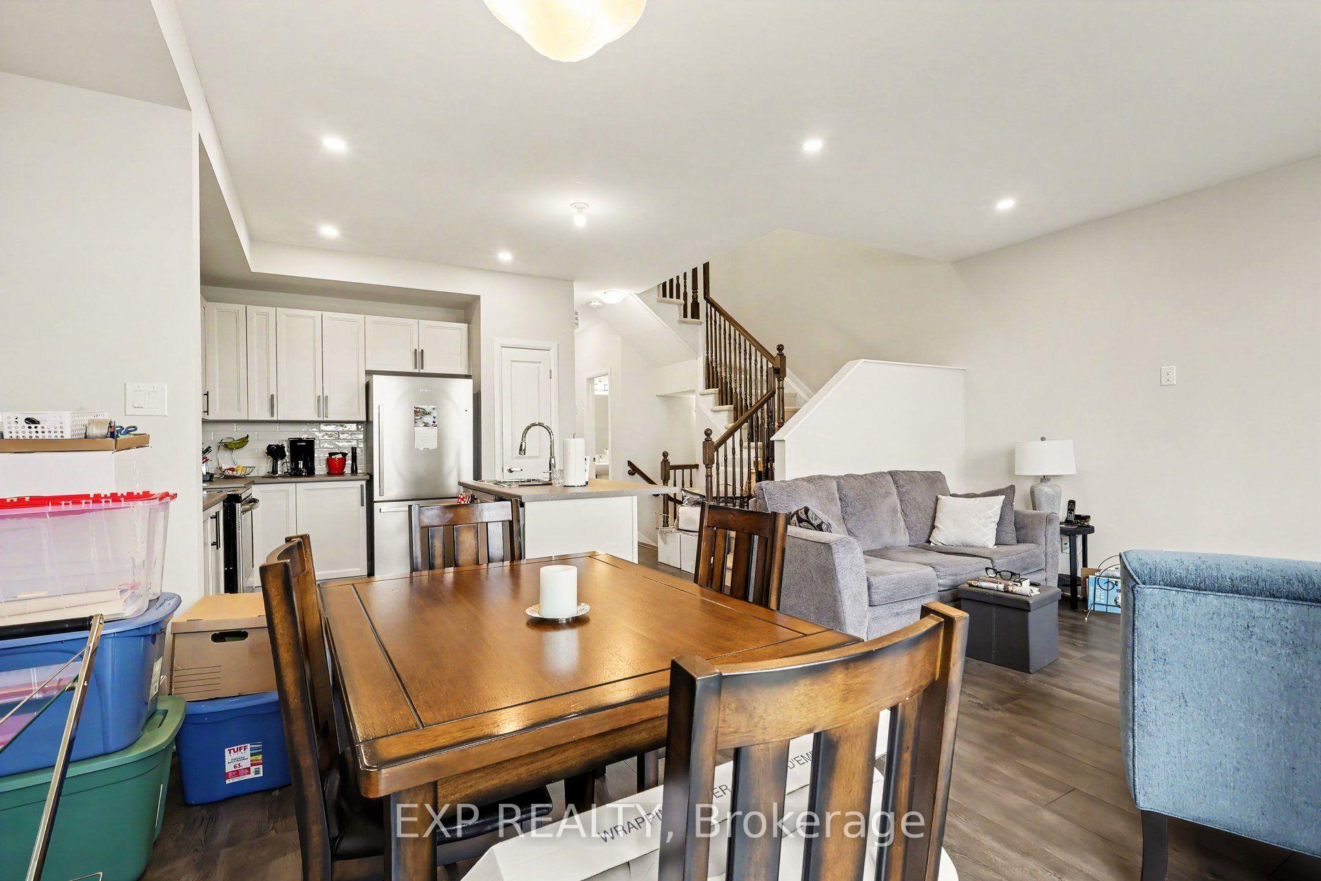 Photo 3 of 538 Prominence Way, Ottawa, Avalon East — HOMEH