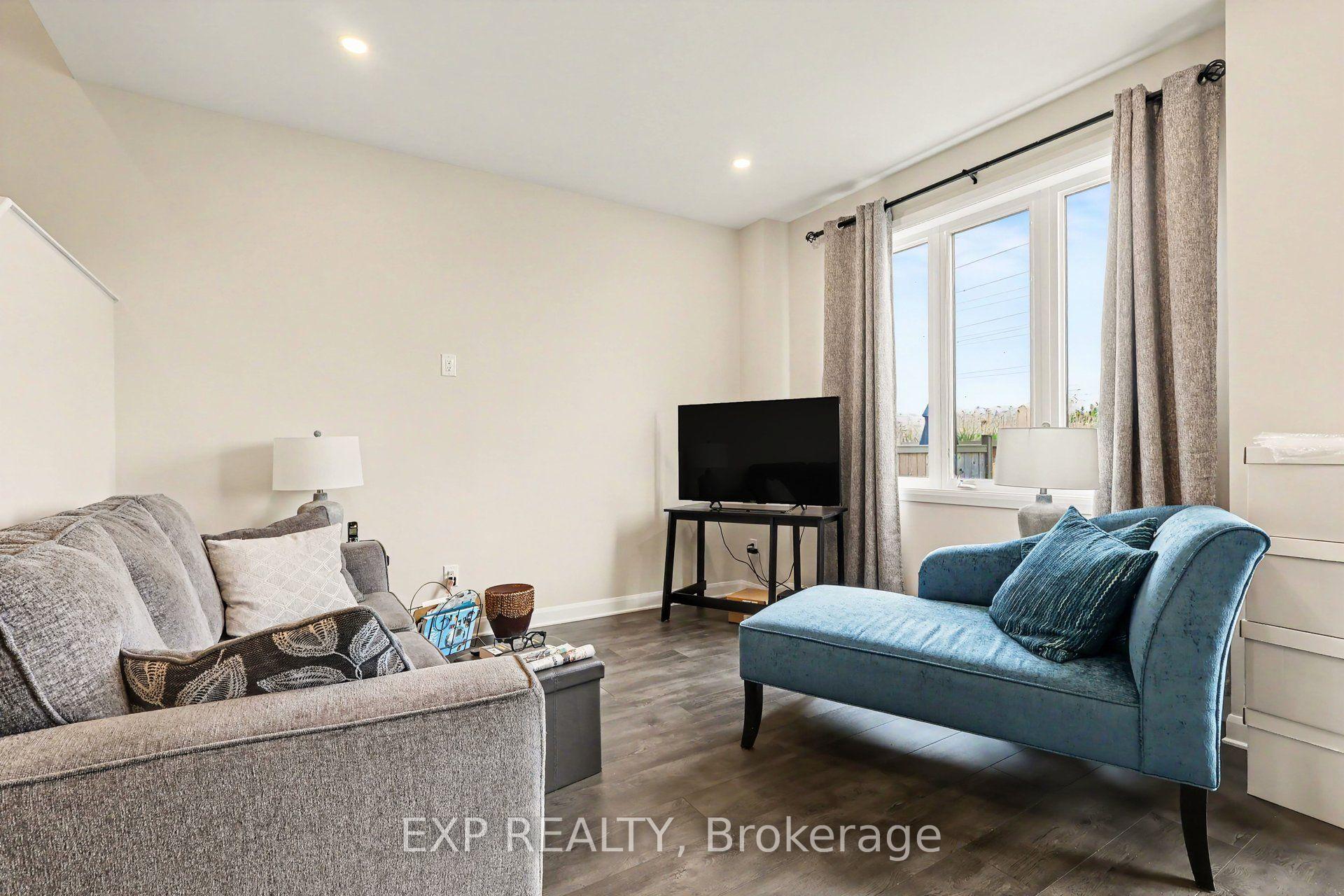 Photo 4 of 538 Prominence Way, Ottawa, Avalon East — HOMEH